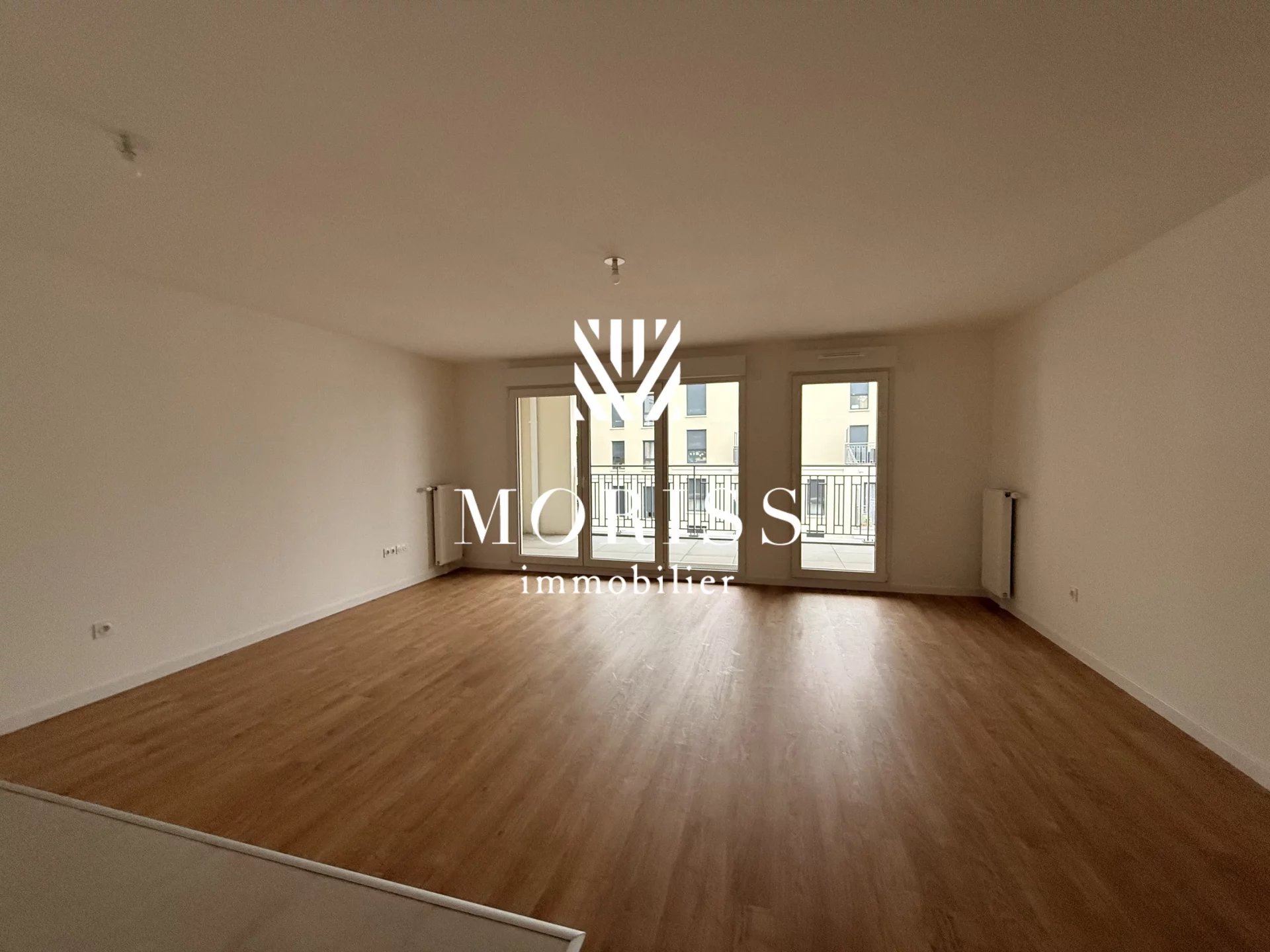 GAGNY - APPARTEMENT DE 3 PIÈCES EN LOCATION NUE de 66m2 + 10m2 D - Image 1
