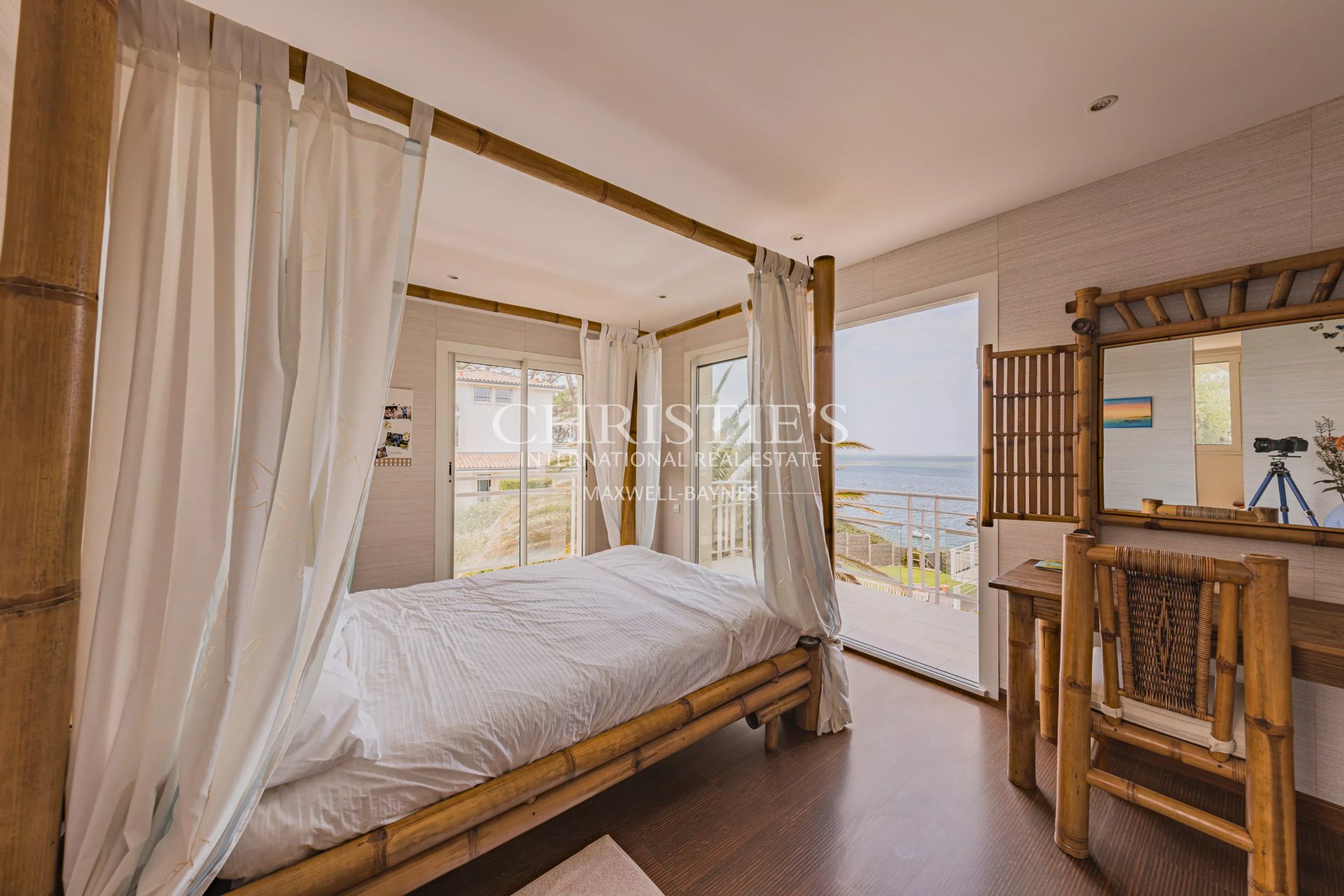 6 Bedroom Villa/Townhouse's Image 21