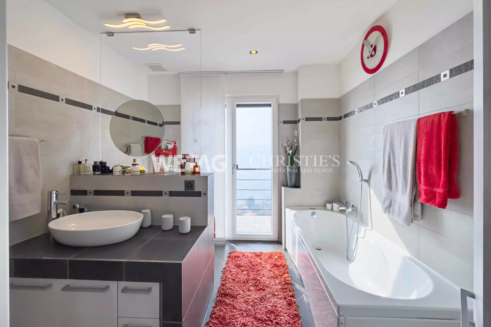 4 Bedroom Villa/Townhouse's Image 6