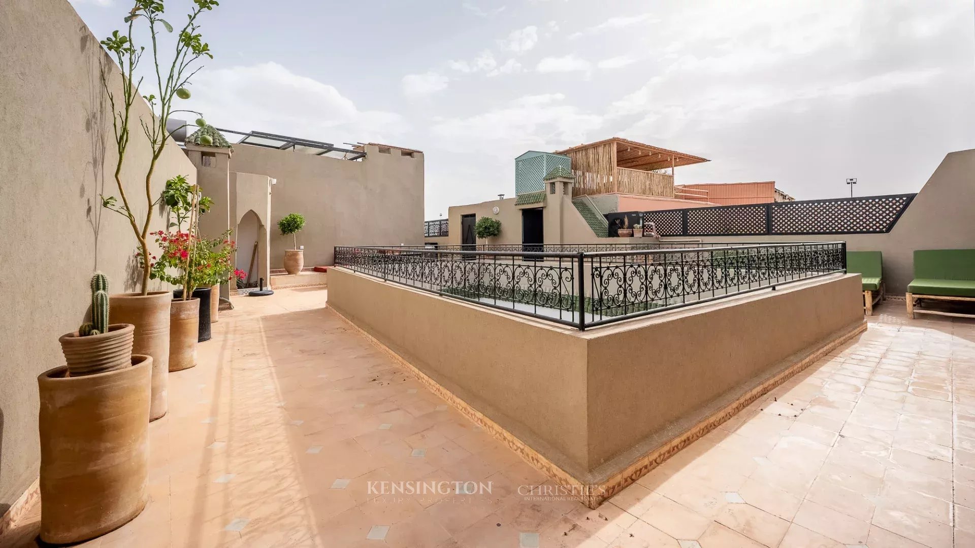 5 Bedroom Villa/Townhouse's Image 25