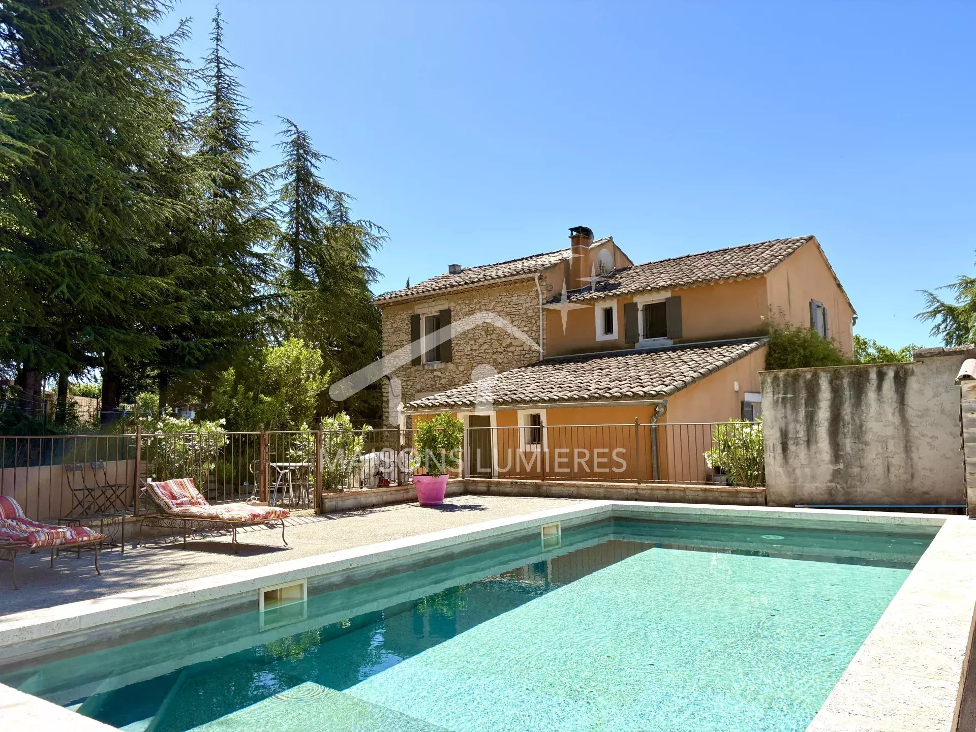 Agence immobilière de Maisons Lumières