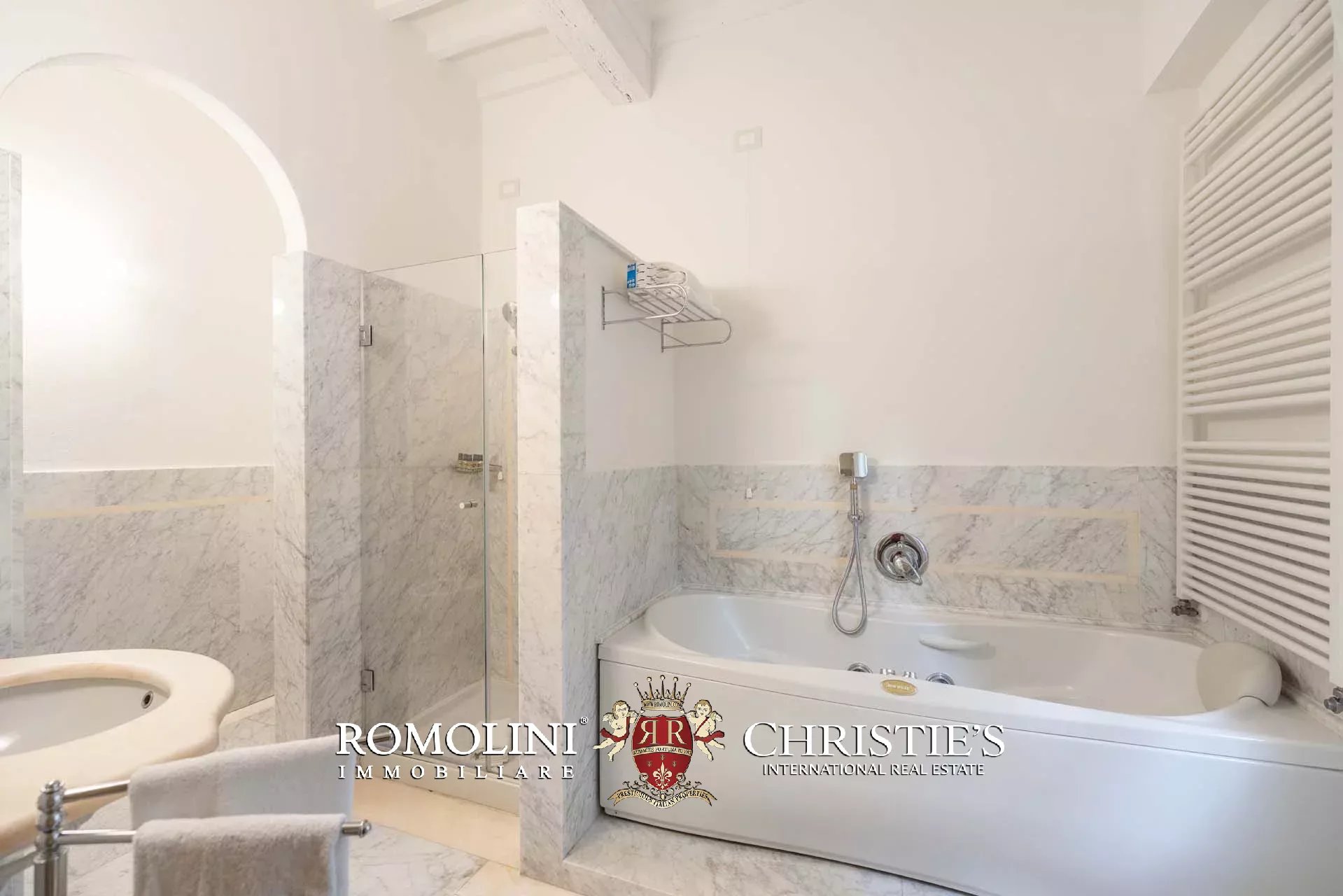37 Bedroom Villa/Townhouse's Image 56