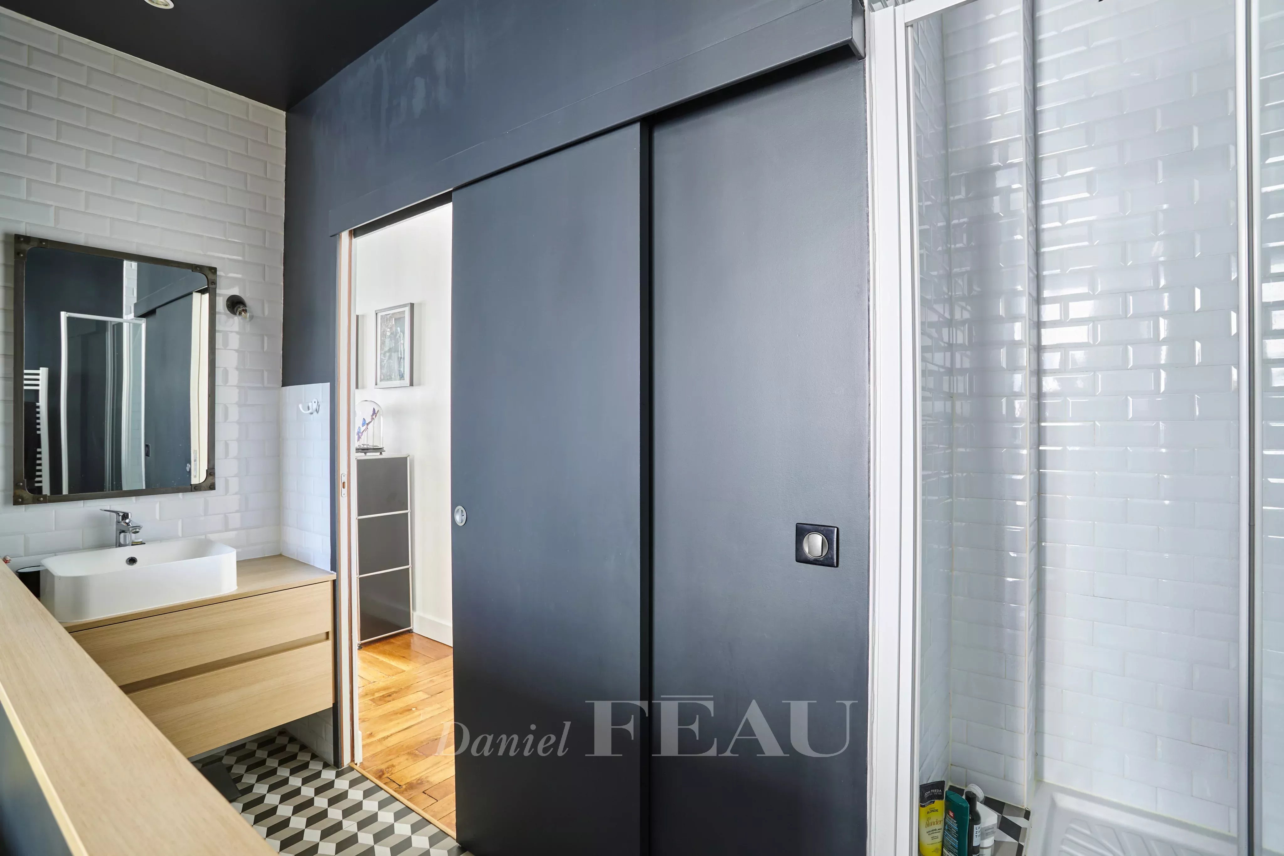 Sale Apartment Paris 16th