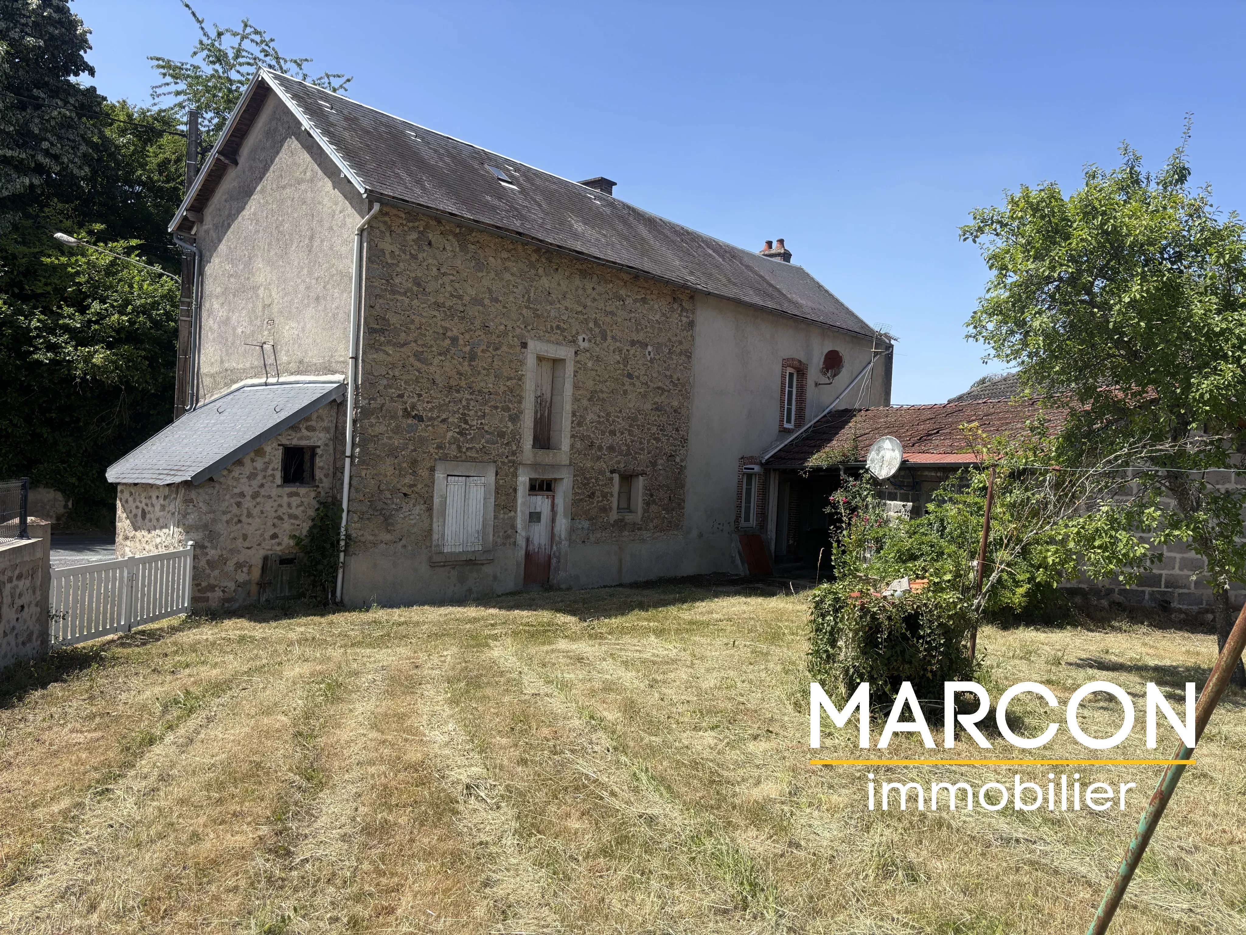 MAISON LA SOUTERRAINE