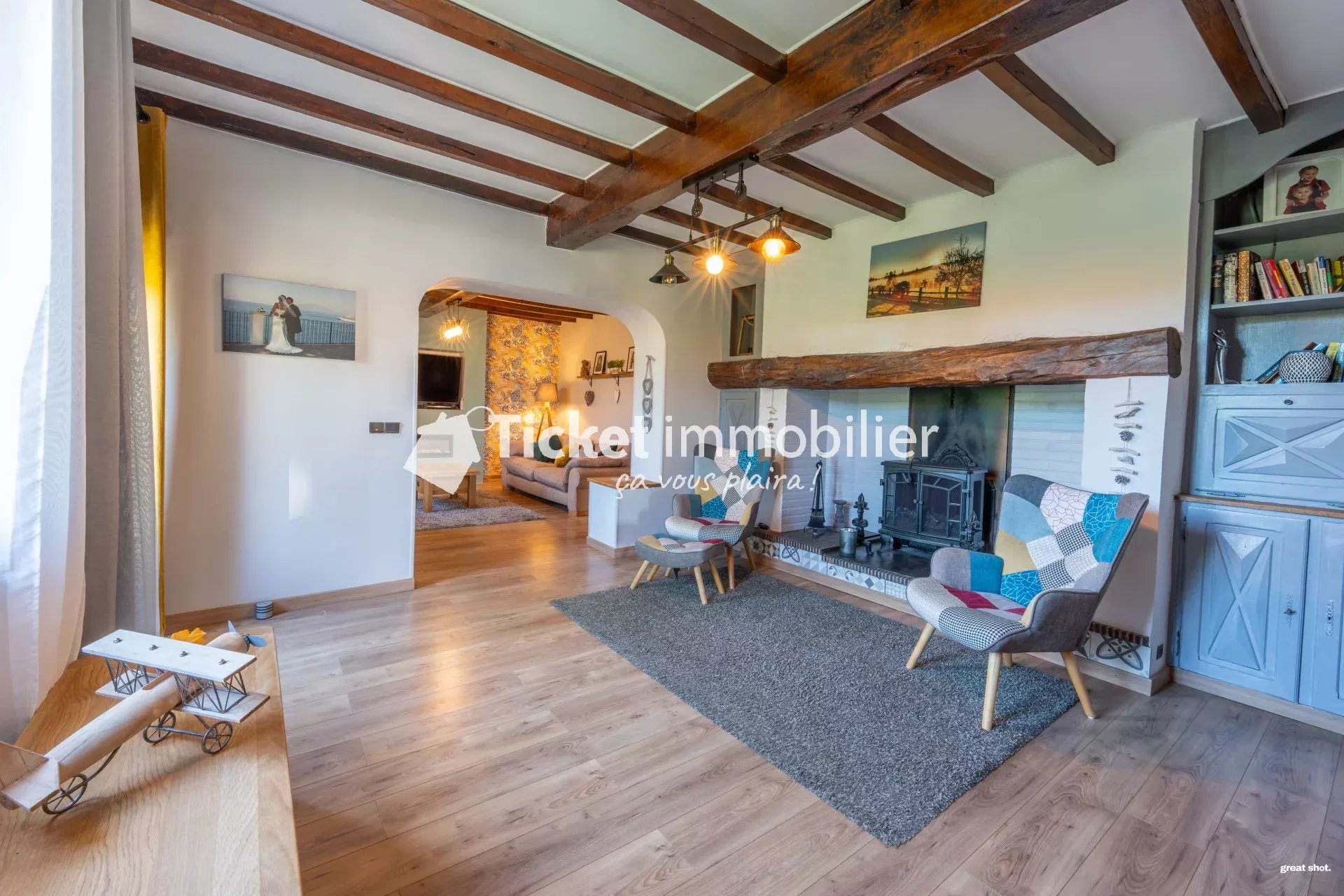THIL - Maison T5 de 226m2 avec piscine, terrain de 9000m2 et dépendance à rénover — photo 4