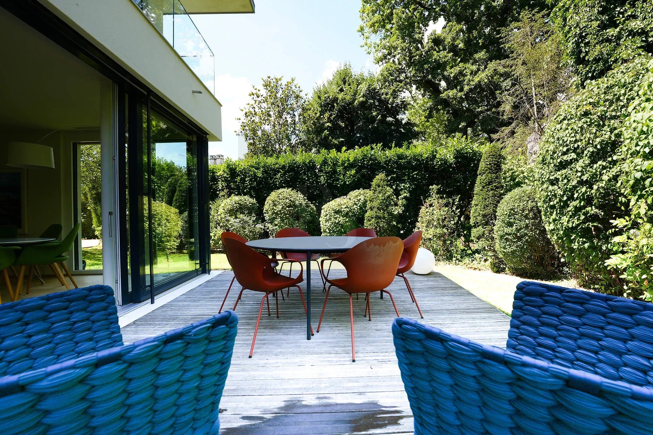 Villa contemporaine de luxe à Conches — photo 2