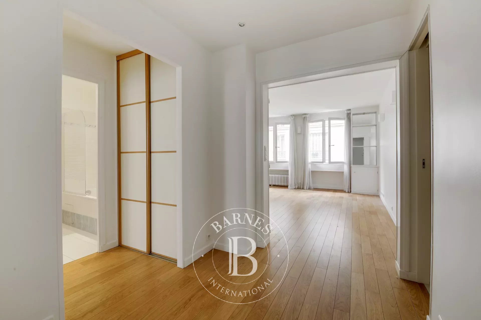 Daire Paris 7ème - picture 11