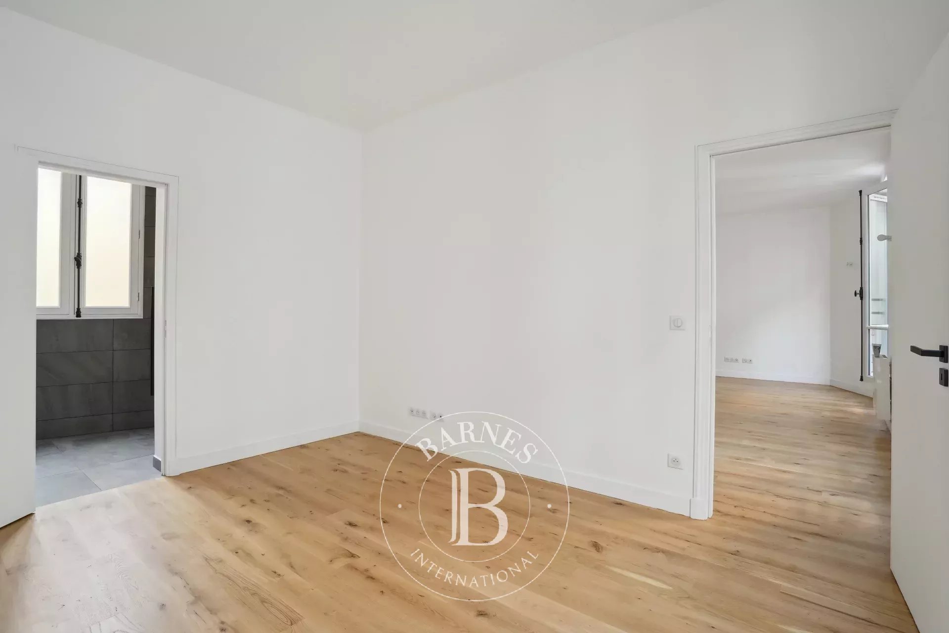 Daire Paris 6ème - picture 6