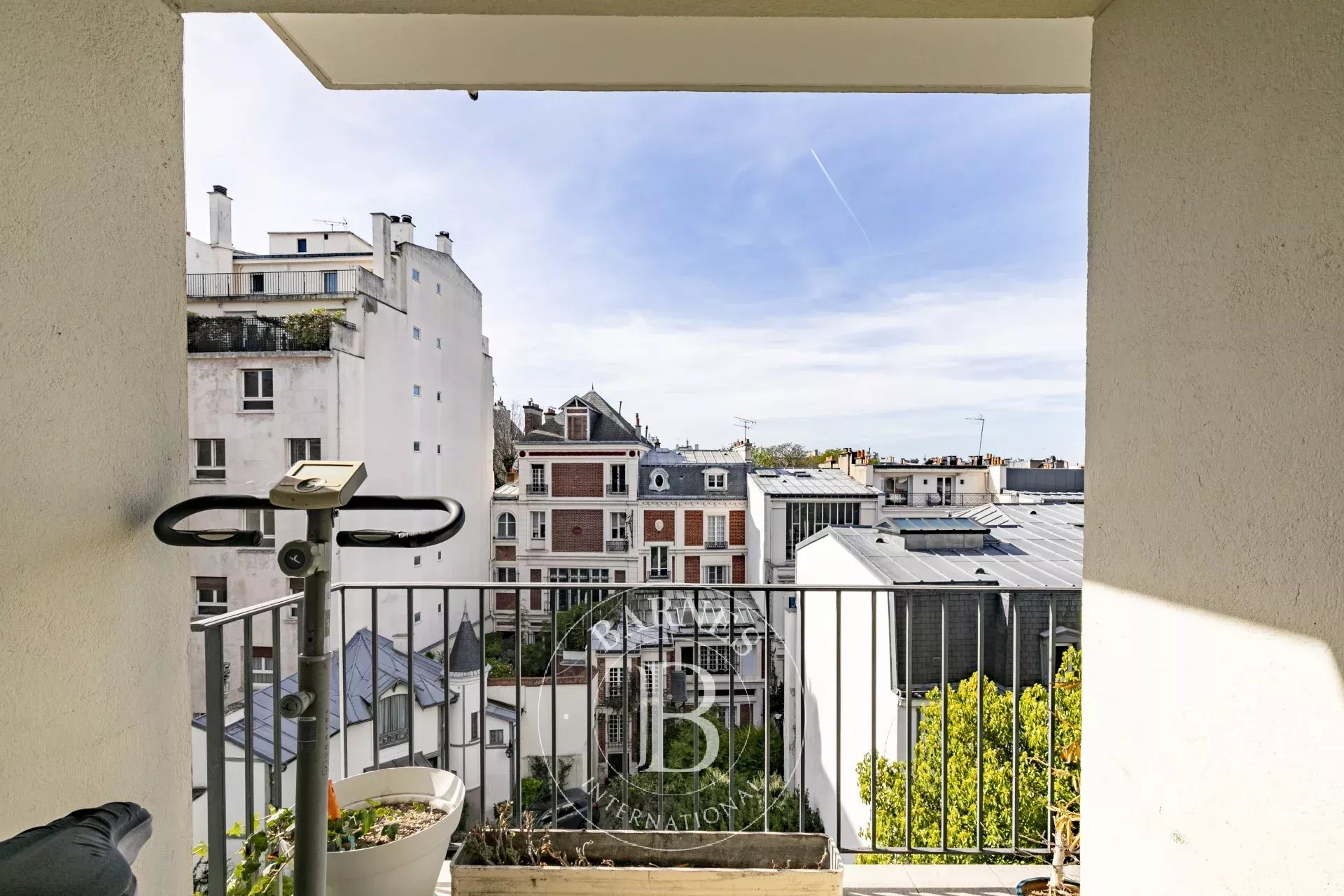 Paris  - Apartment 2 Bedrooms - picture 9