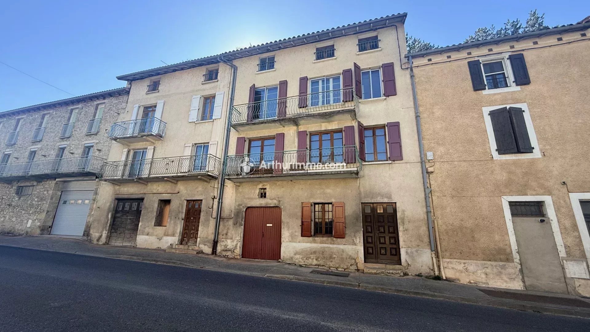 Immeuble 120m² — Saint-Rome-de-Cernon