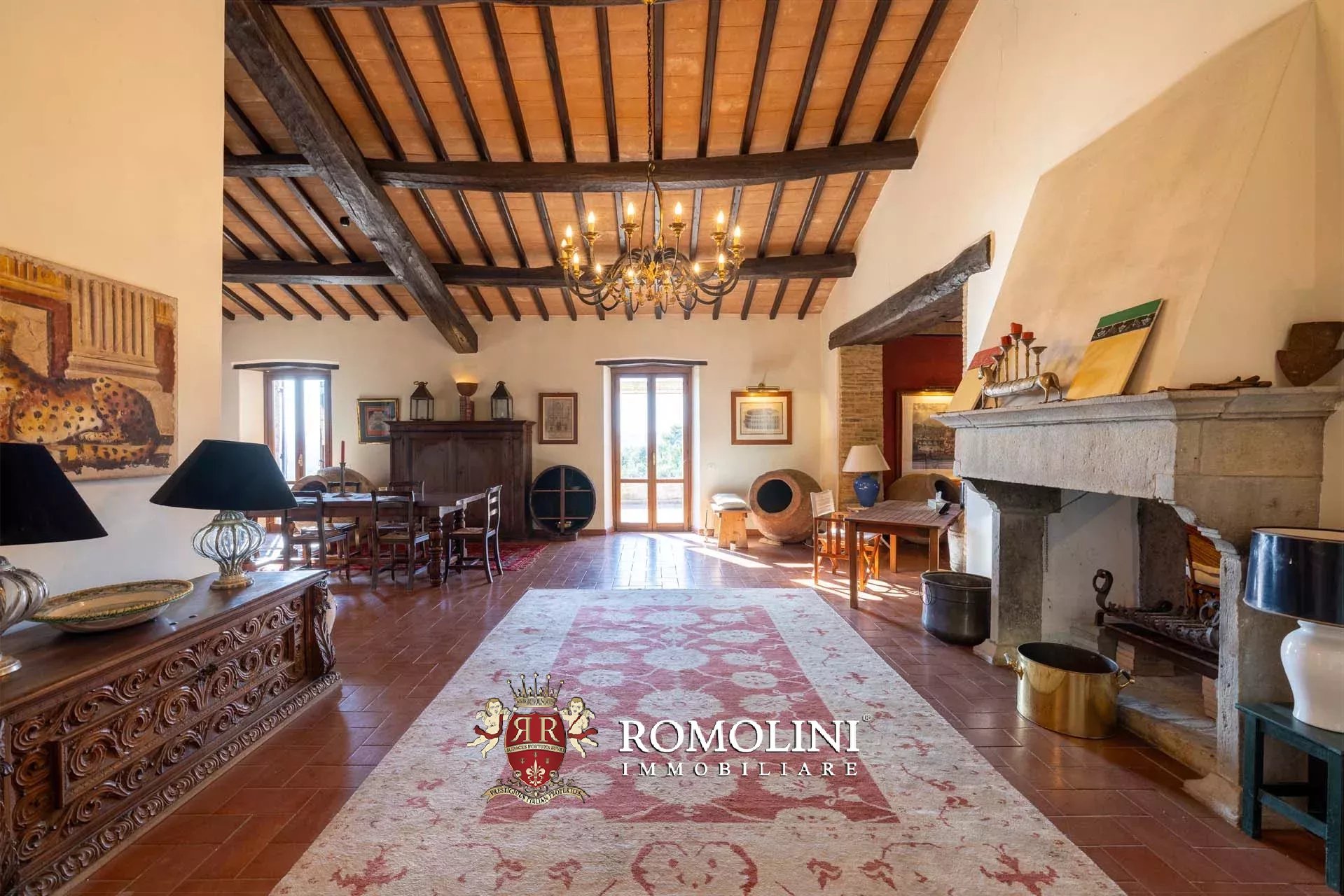 10 Bedroom Villa/Townhouse's Image 32
