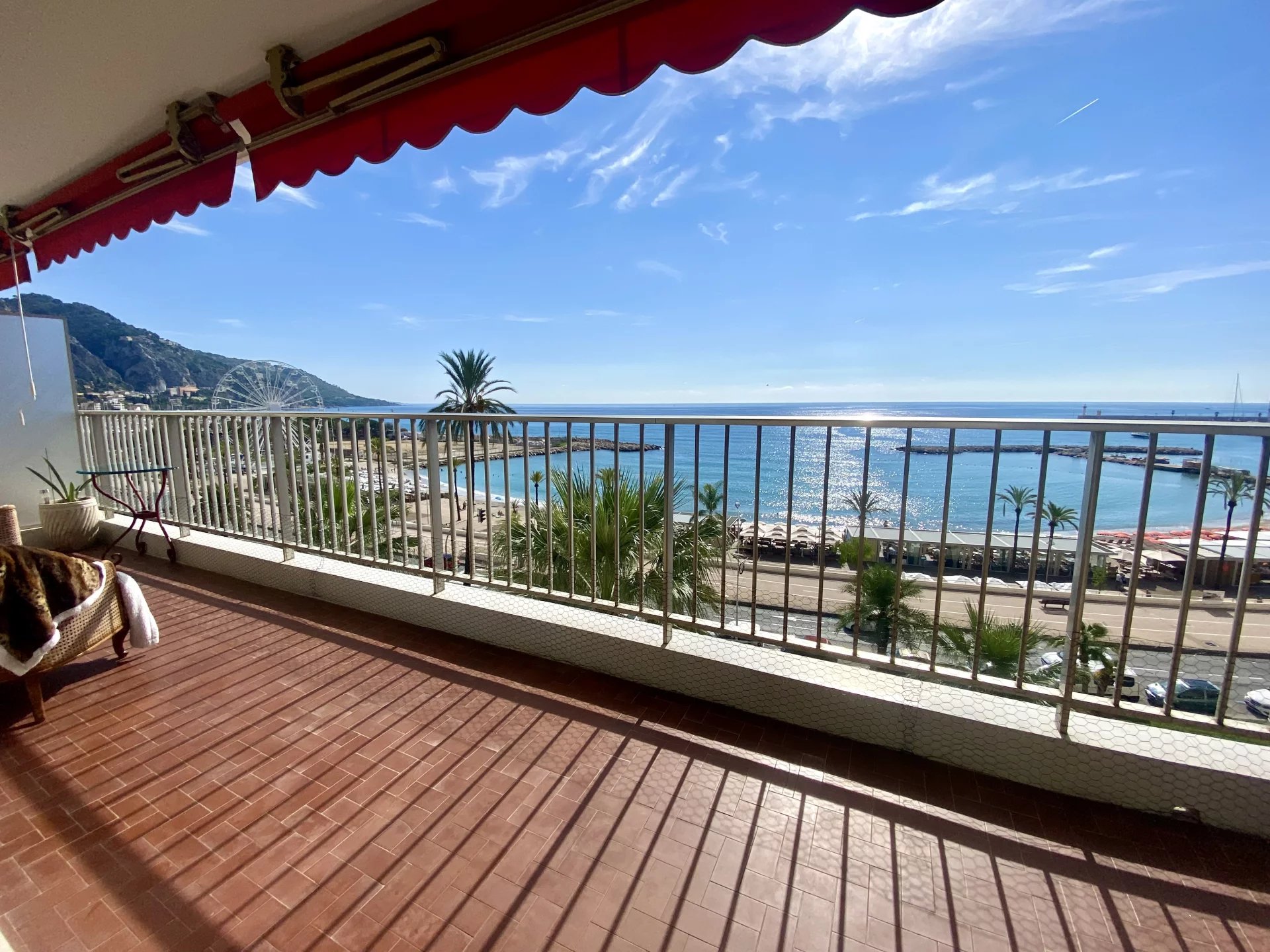 Menton Seaview - Magnificent 2-room apartment with spacious terrace and Cellar - Parking extra price