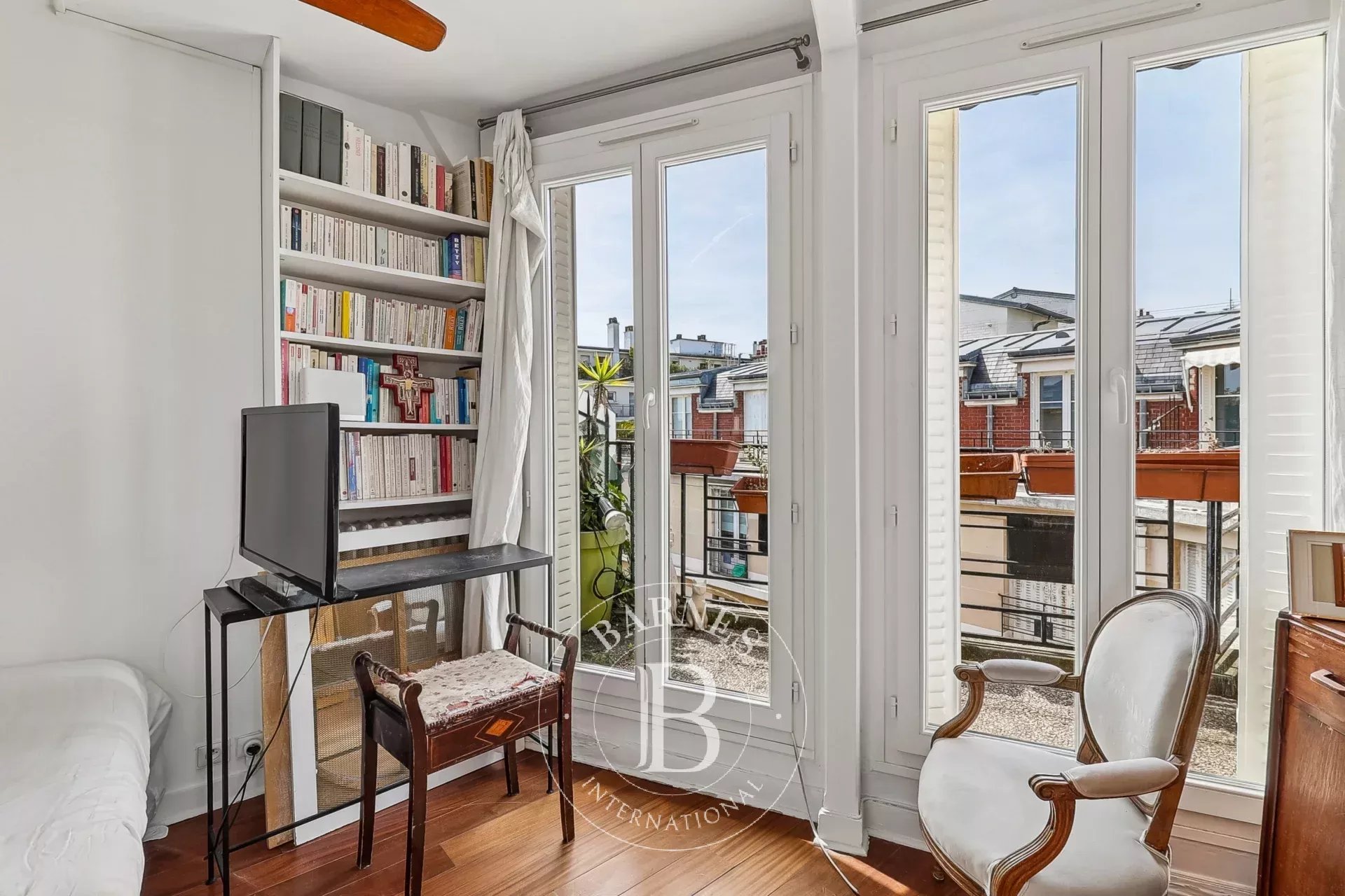 Paris  - Apartment 1 Bedroom - picture 11