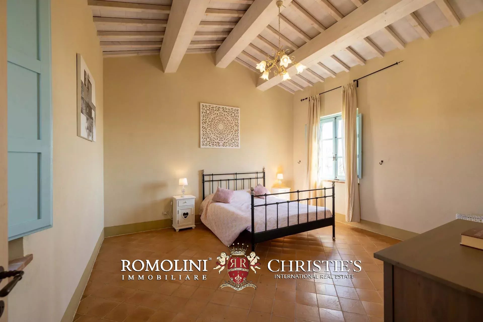 LUXUSANLAGE MIT 19 WOHNUNGEN IN DER TOSKANA, VAL D'ORCIA