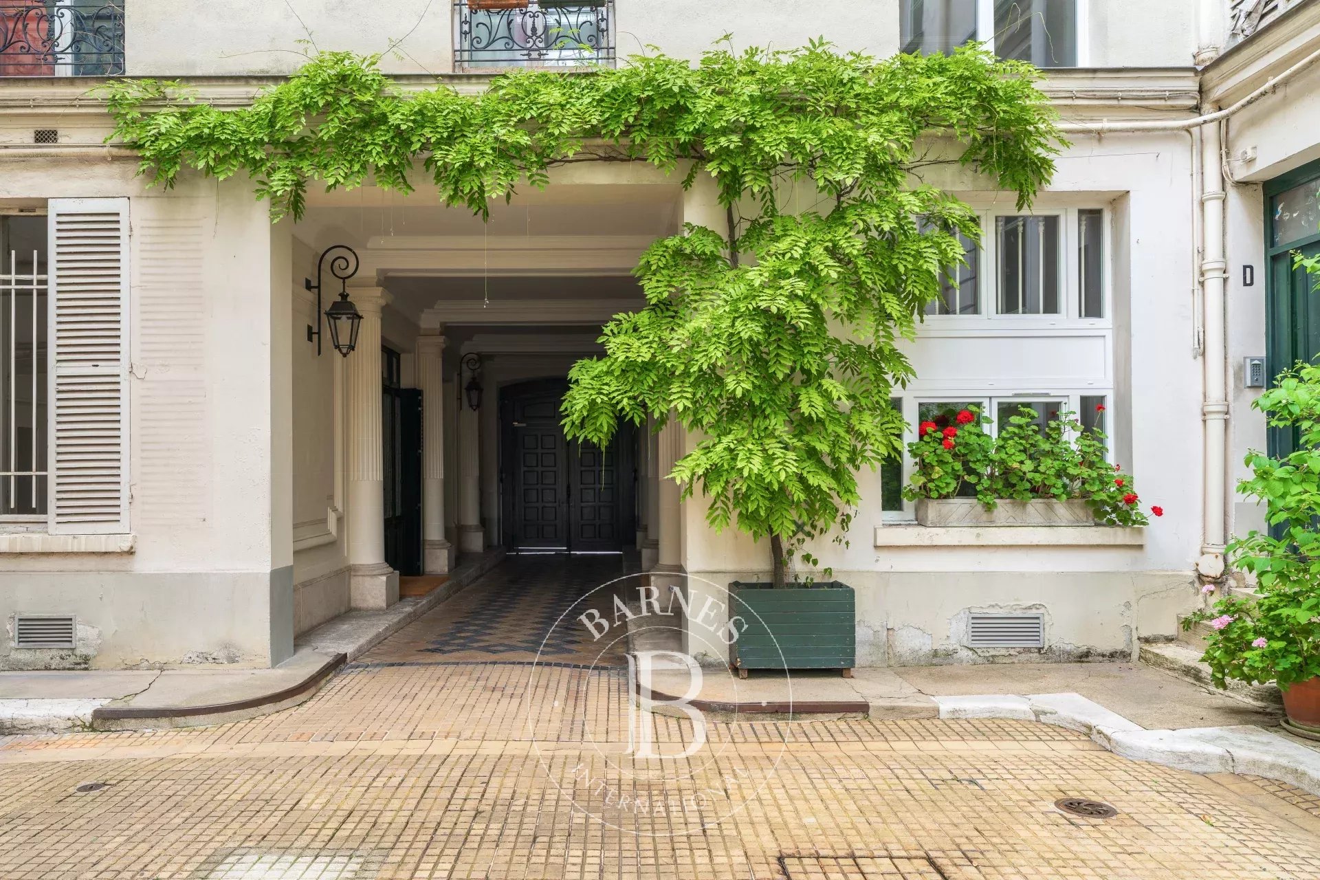 Daire Paris 10ème - picture 14