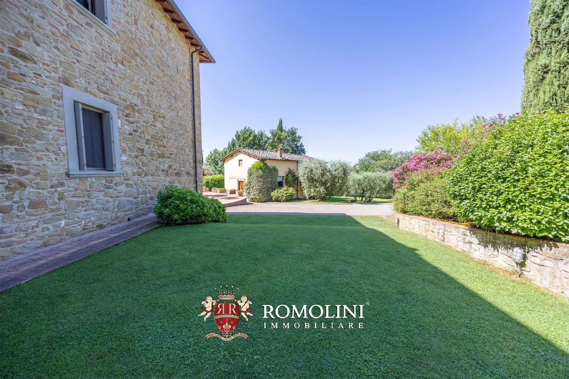 4 Bedroom Villa/Townhouse's Image 26