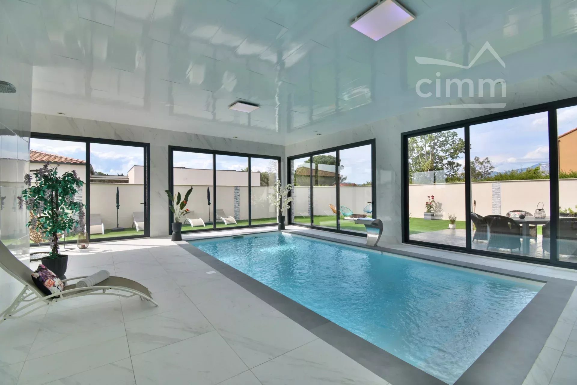 Agence immobilière de 