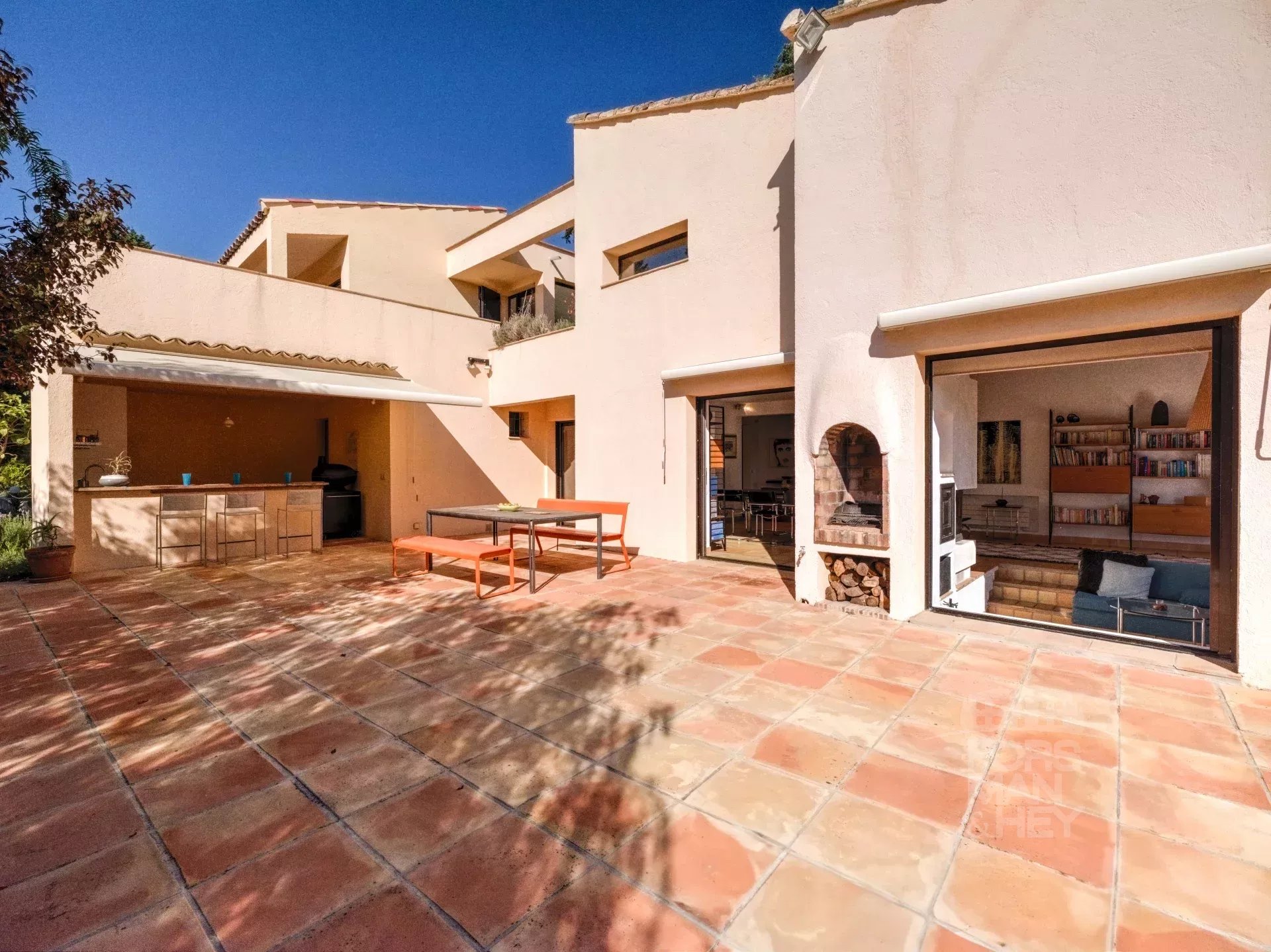 Agence immobilière de 