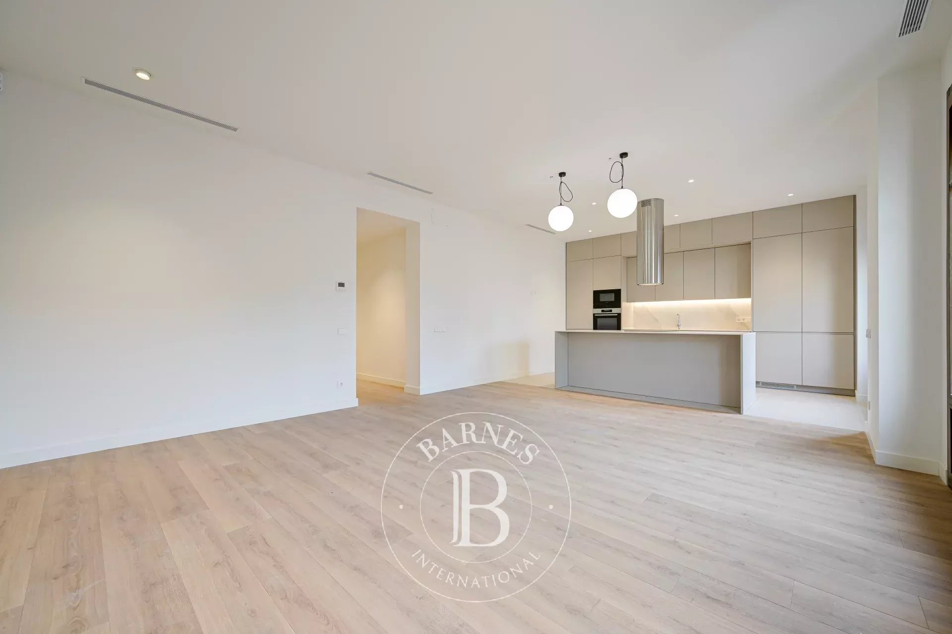 Penthouse Barcelona - picture 14