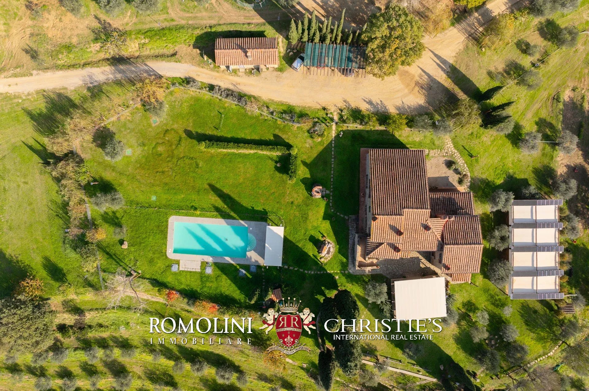 4 Bedroom Villa/Townhouse's Image 33