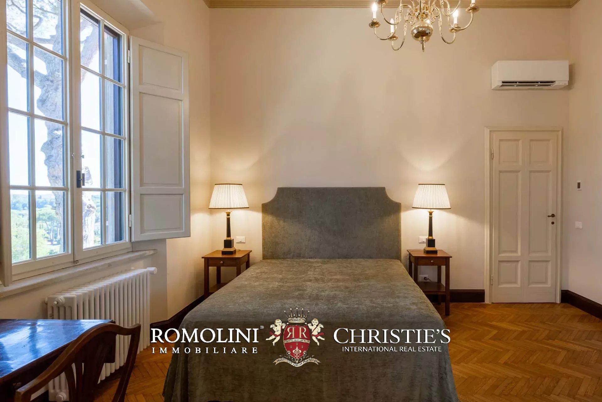 8 Bedroom Villa/Townhouse's Image 52