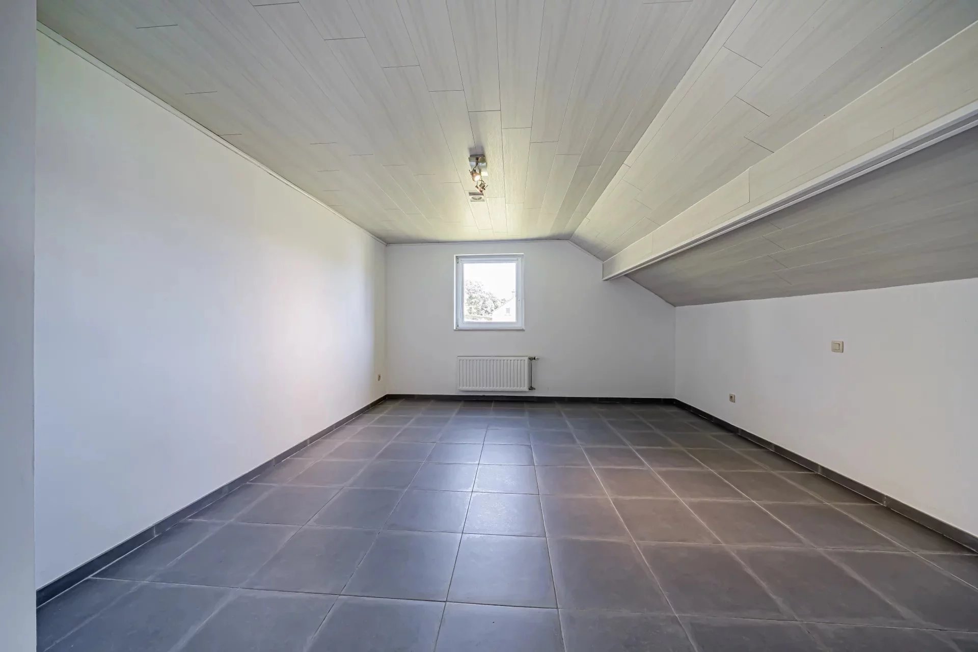 Sale House Saint-Hubert