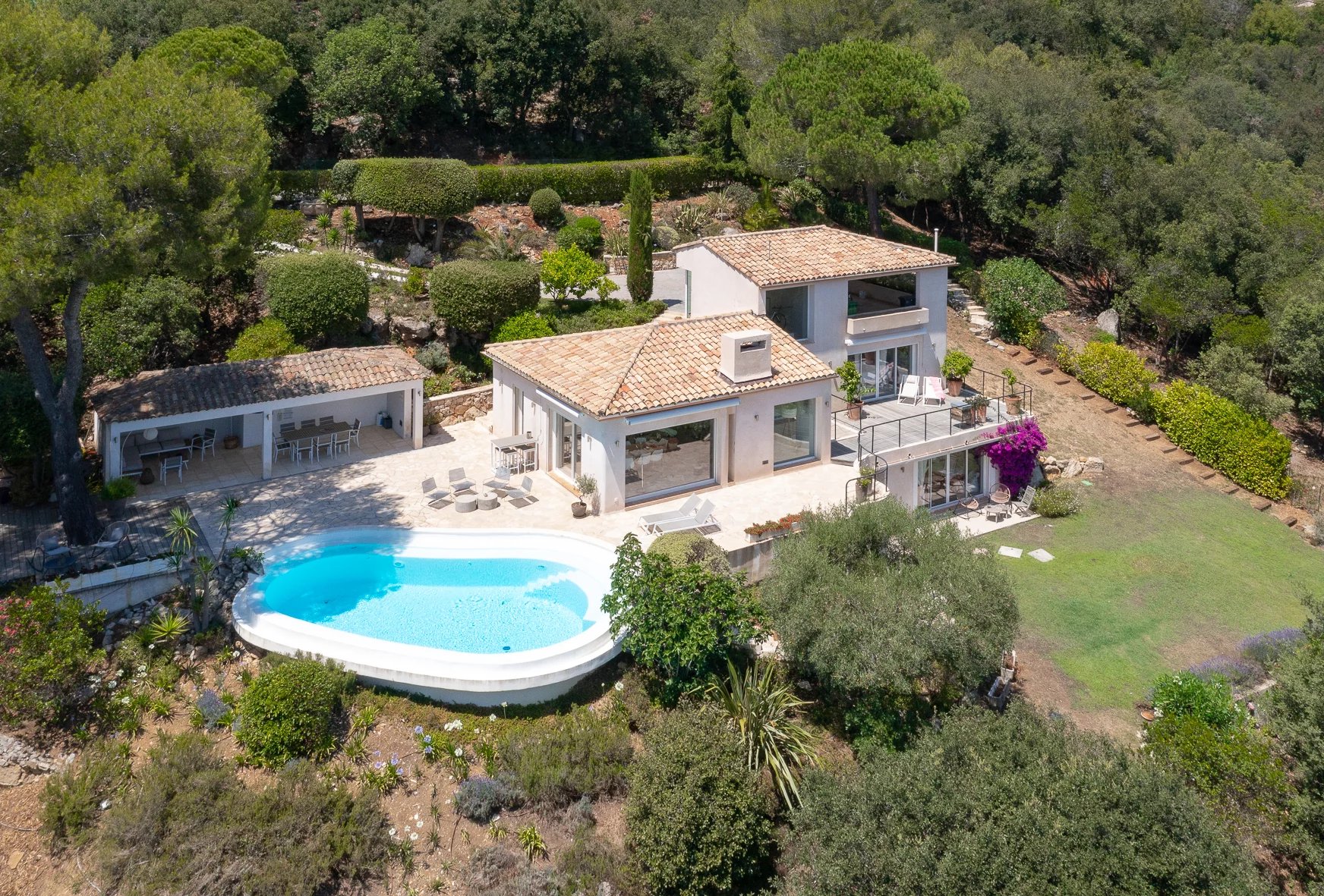 Vente Villa Contemporaine Biot limite Valbonne