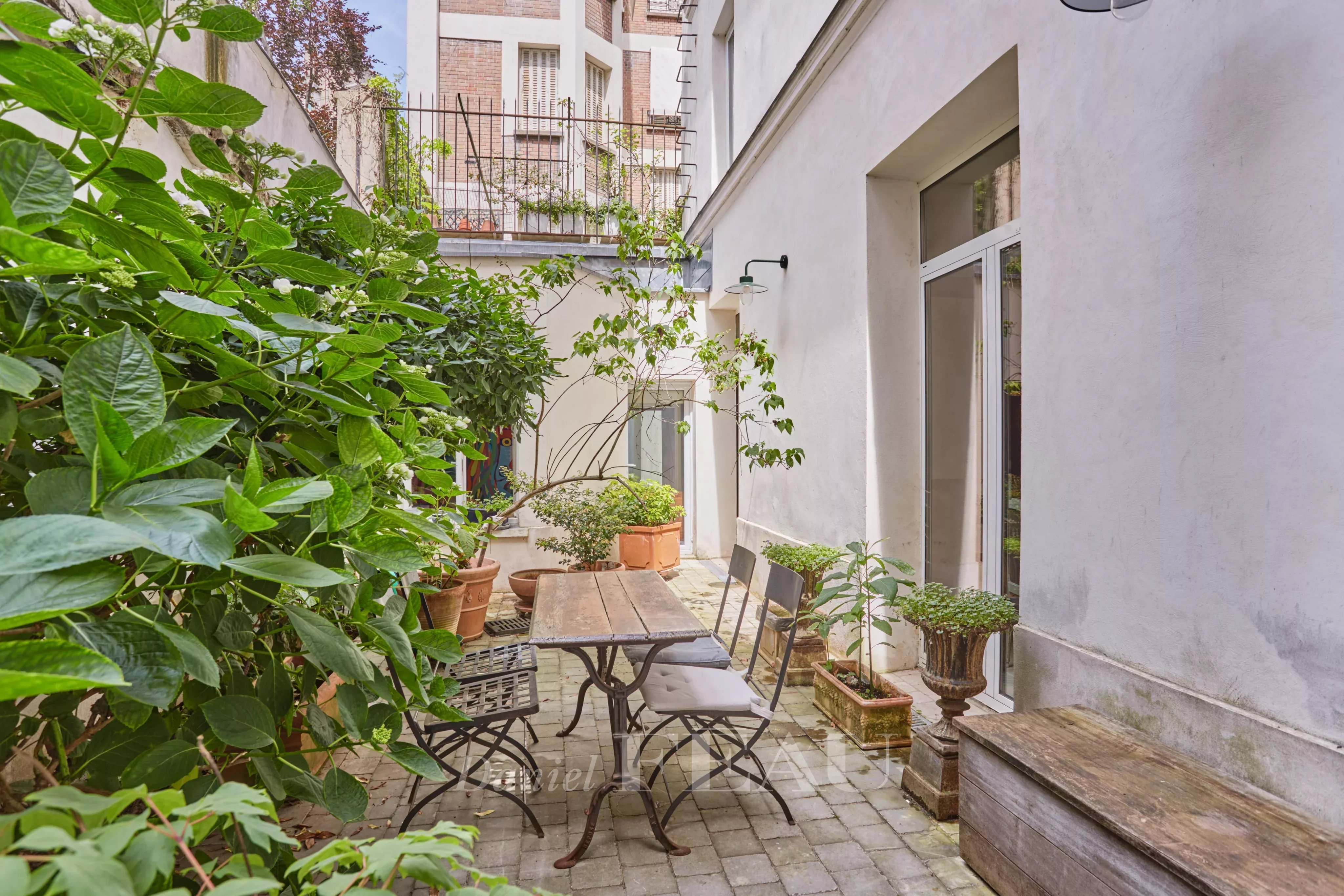 Sale Apartment Paris 7th
