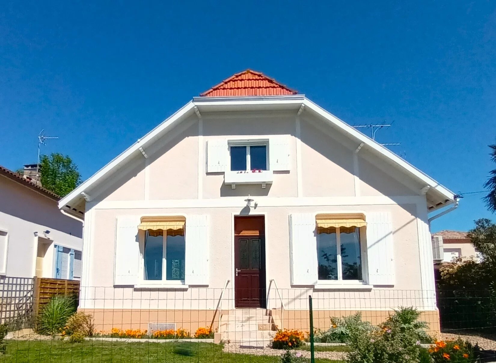 Charmante maison avec vue sur la Dordogne