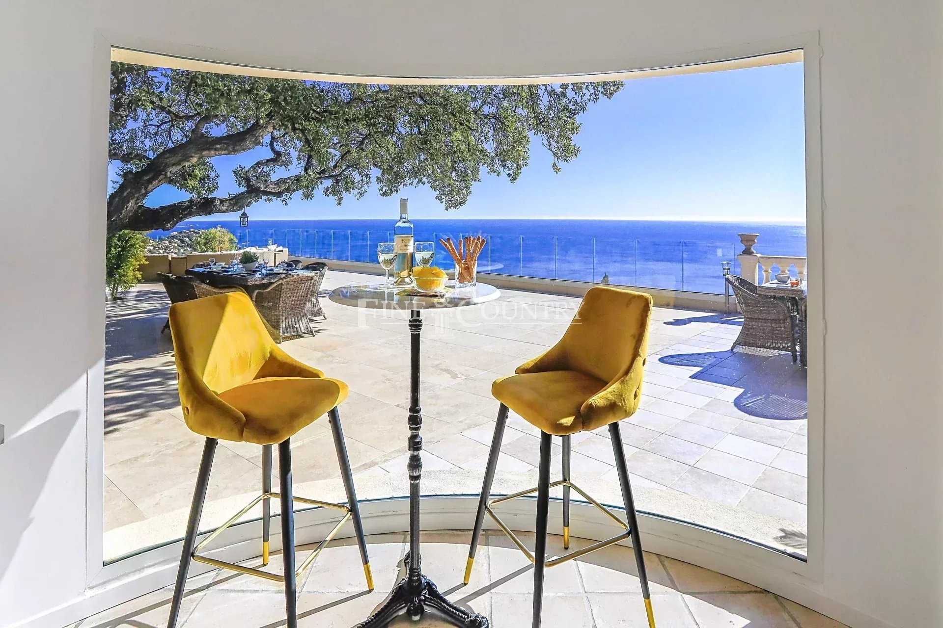 Photo of Villa for sale in Théoule-sur-Mer with panoramic sea view