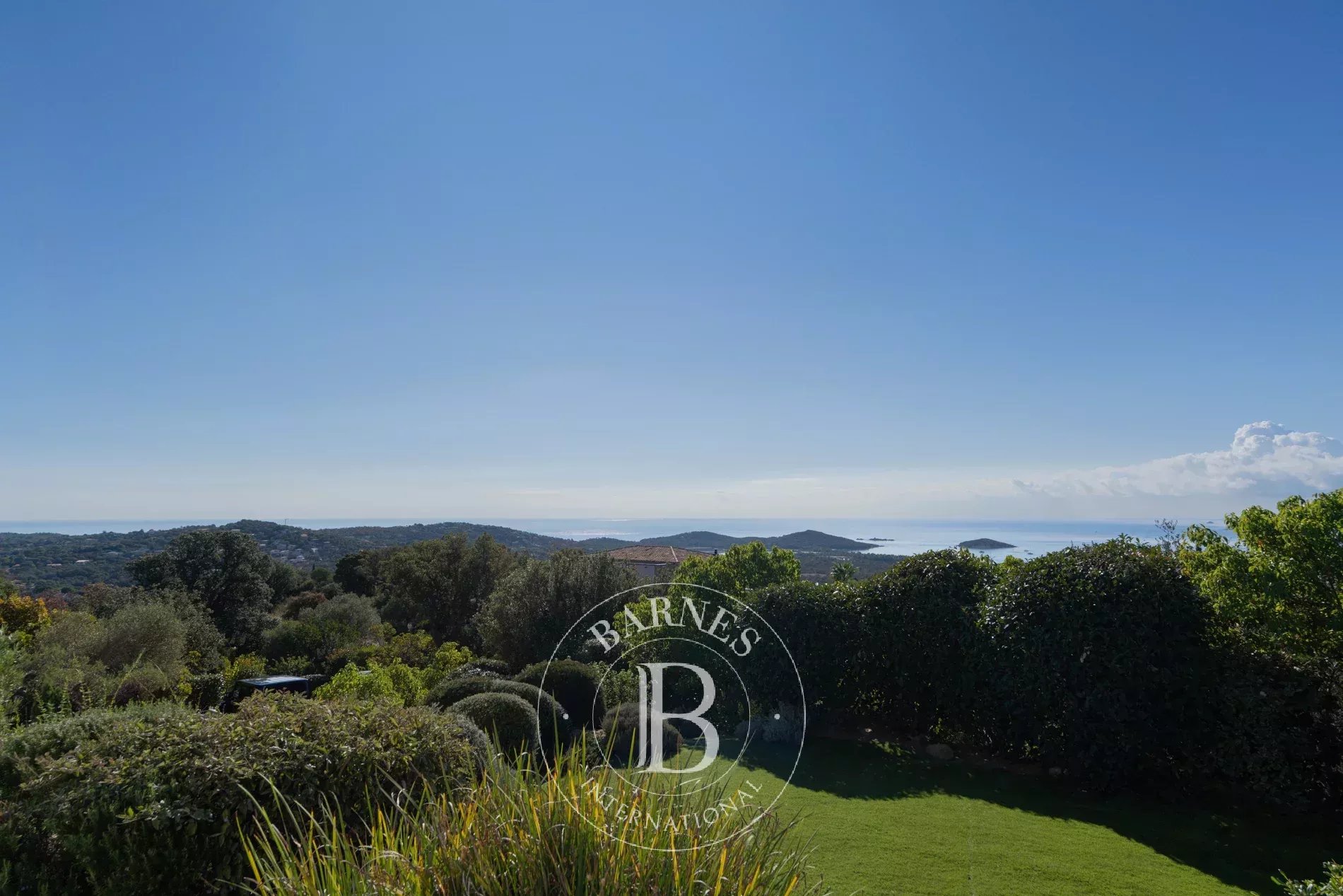 Sainte-Lucie-de-Porto-Vecchio  - Villa  - picture 6