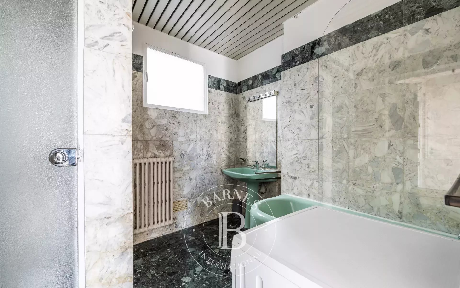 Daire Paris 9ème - picture 18