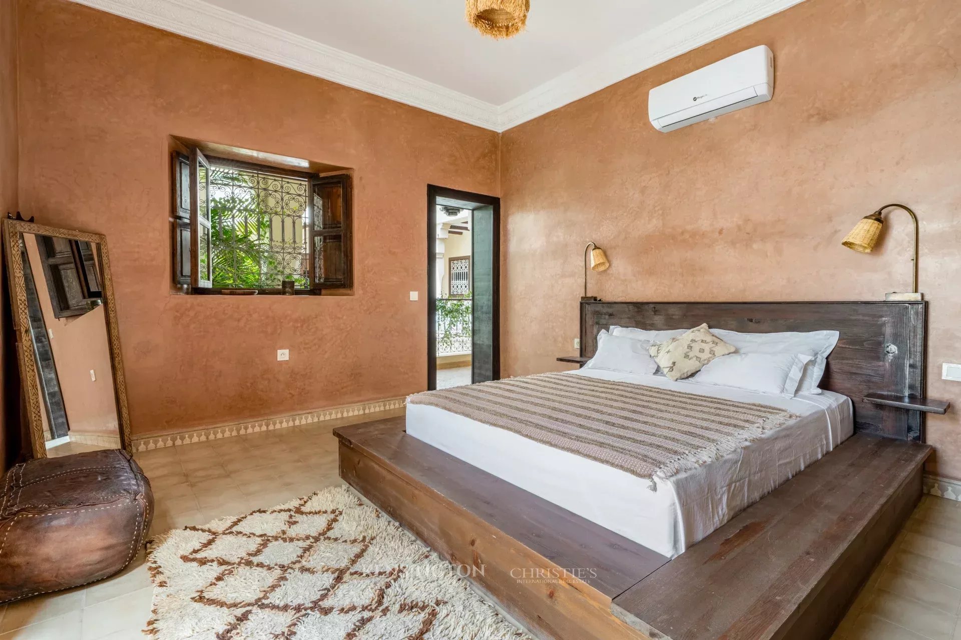 9 Bedroom Villa/Townhouse's Image 26