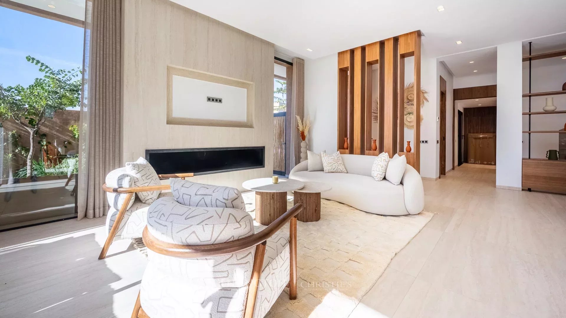 4 Bedroom Villa/Townhouse's Image 6