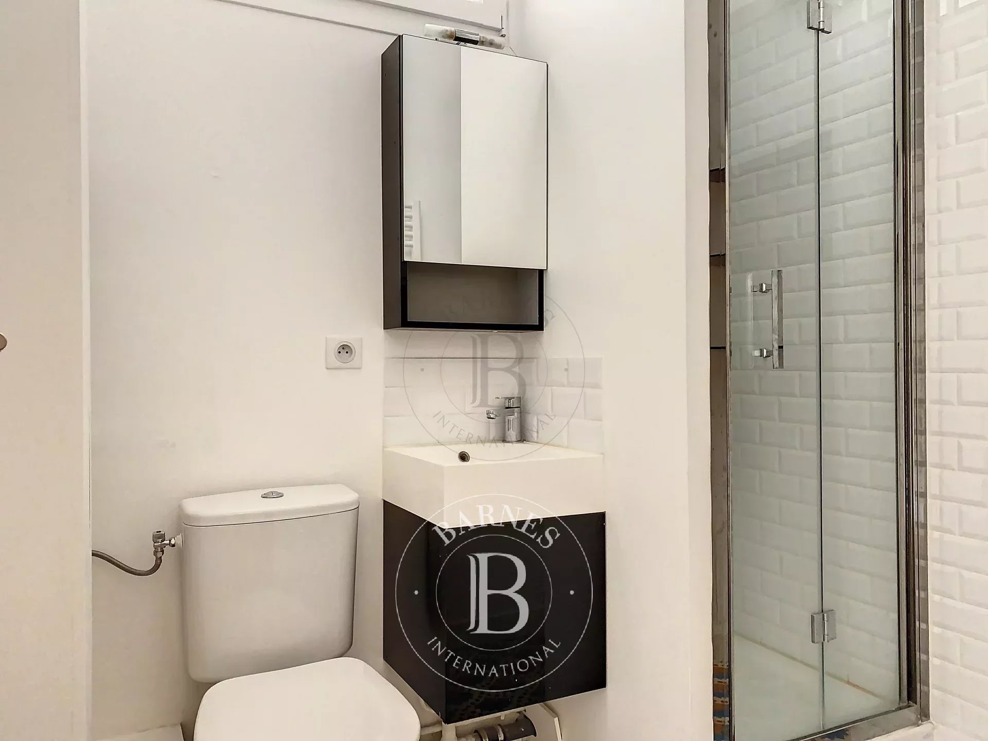 Daire Paris 18ème - picture 14