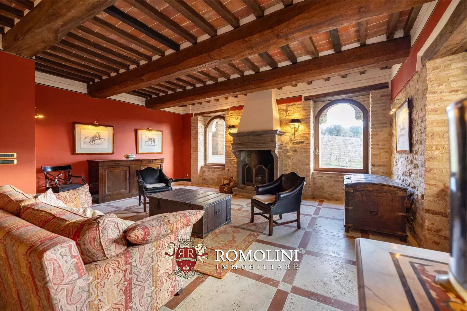 10 Bedroom Villa/Townhouse's Image 74