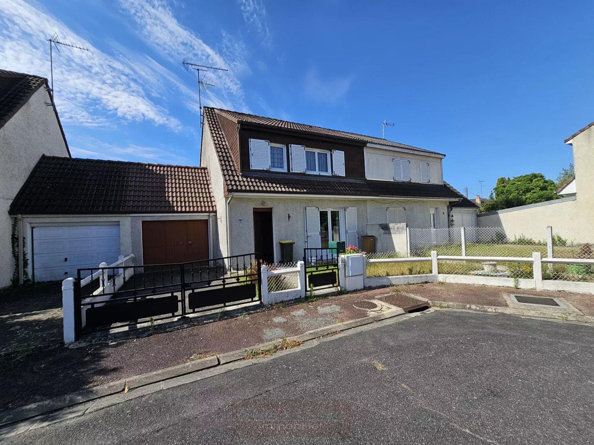 Agence immobilière de 