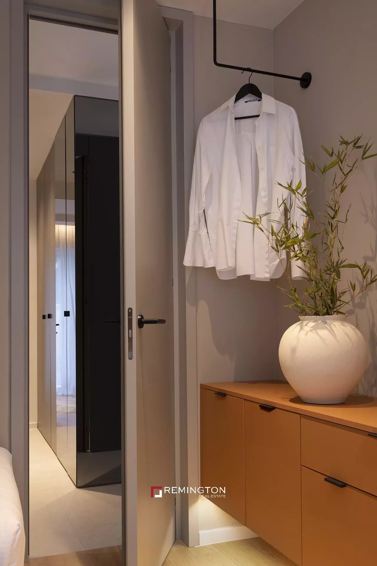 Apartment/Flat's Image 11