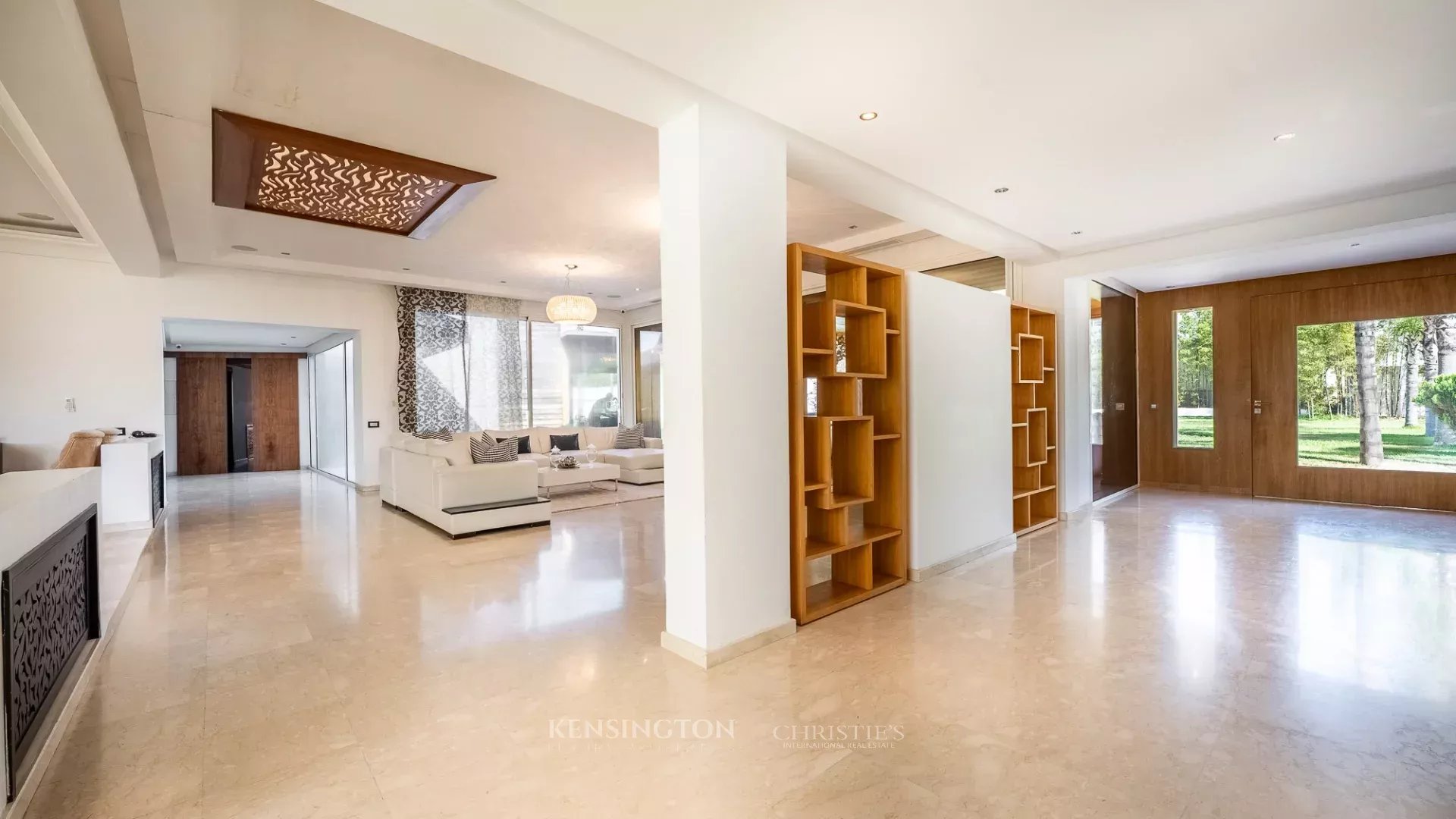 5 Bedroom Villa/Townhouse's Image 6