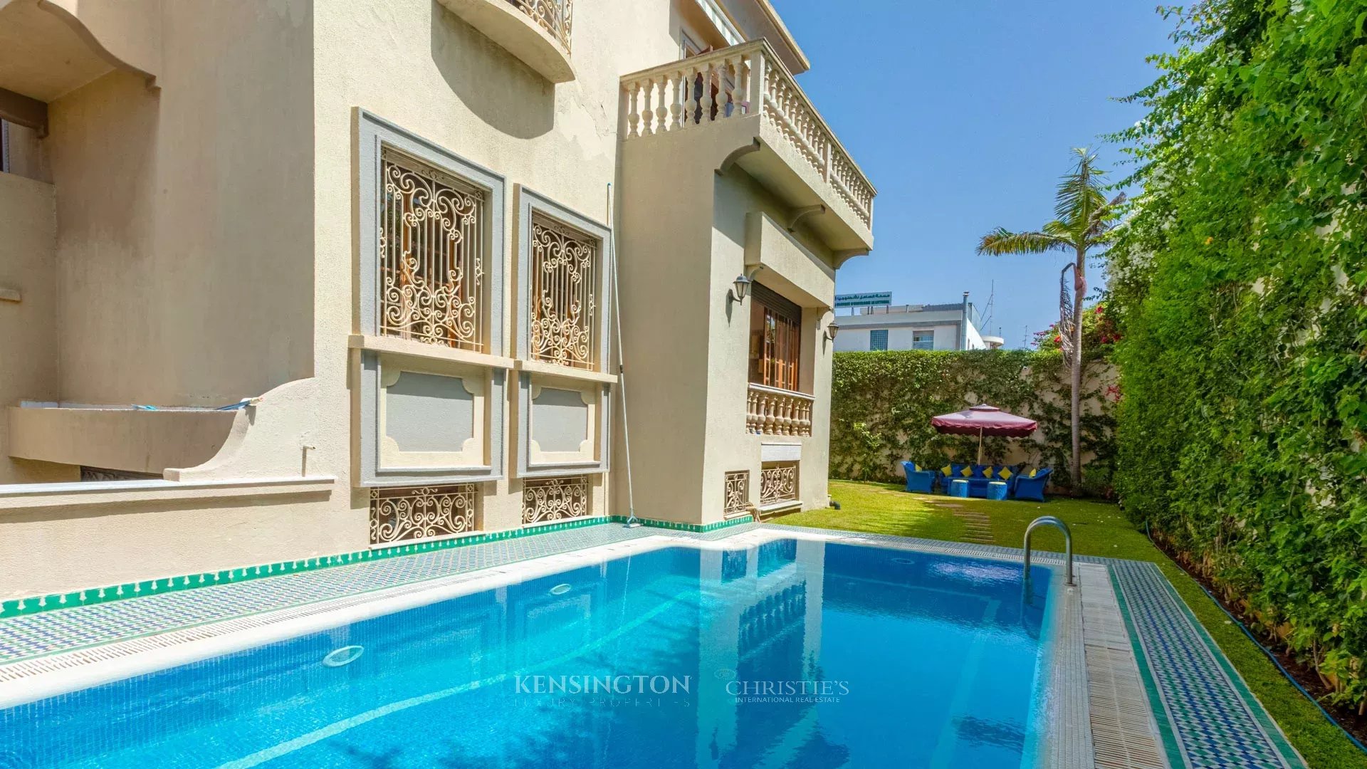 4 Bedroom Villa/Townhouse's Image 32