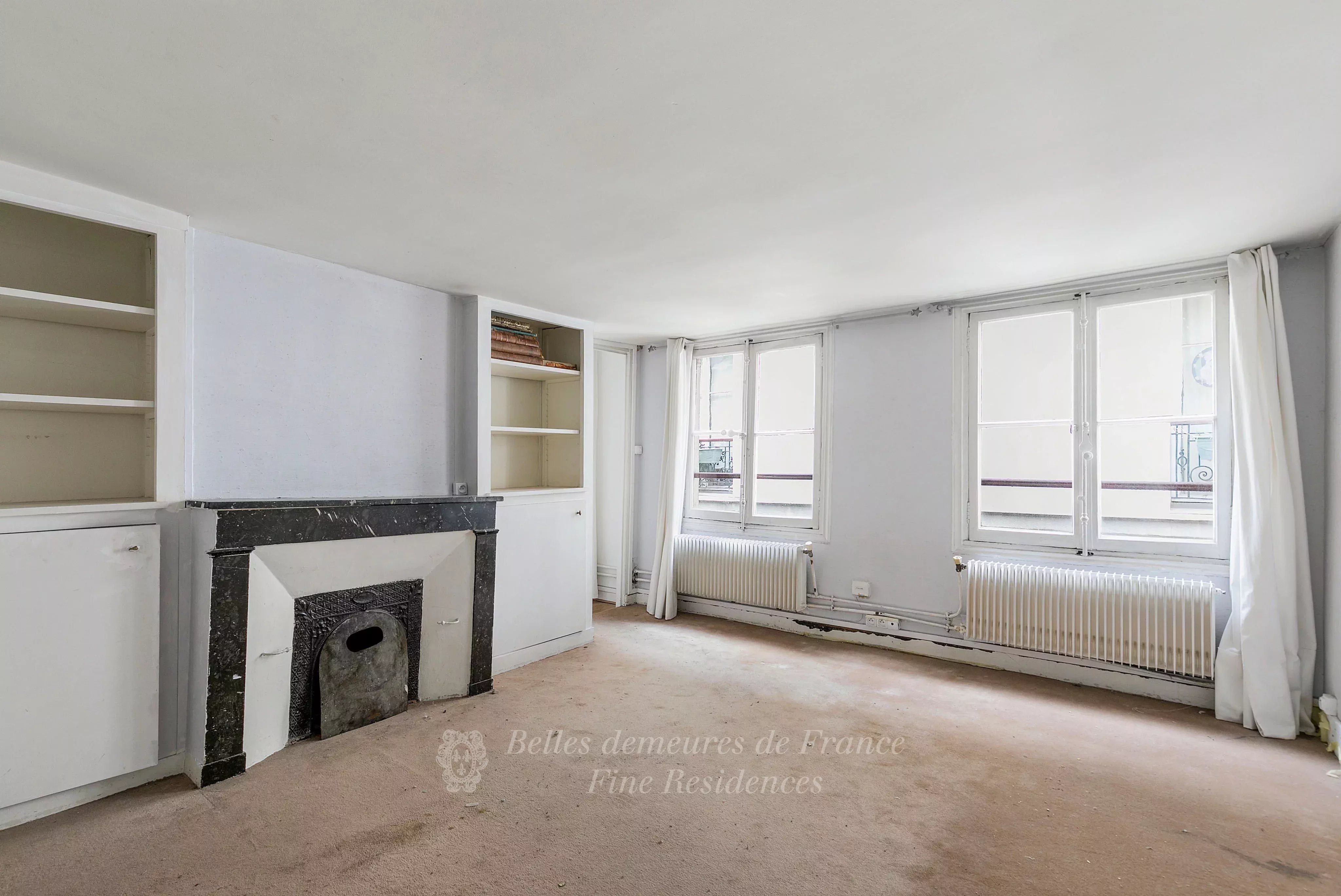 Sale Apartment Paris 6th