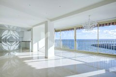 Luxury Apartment with Panoramic Sea View Mandelieu — photo 1 of 7
