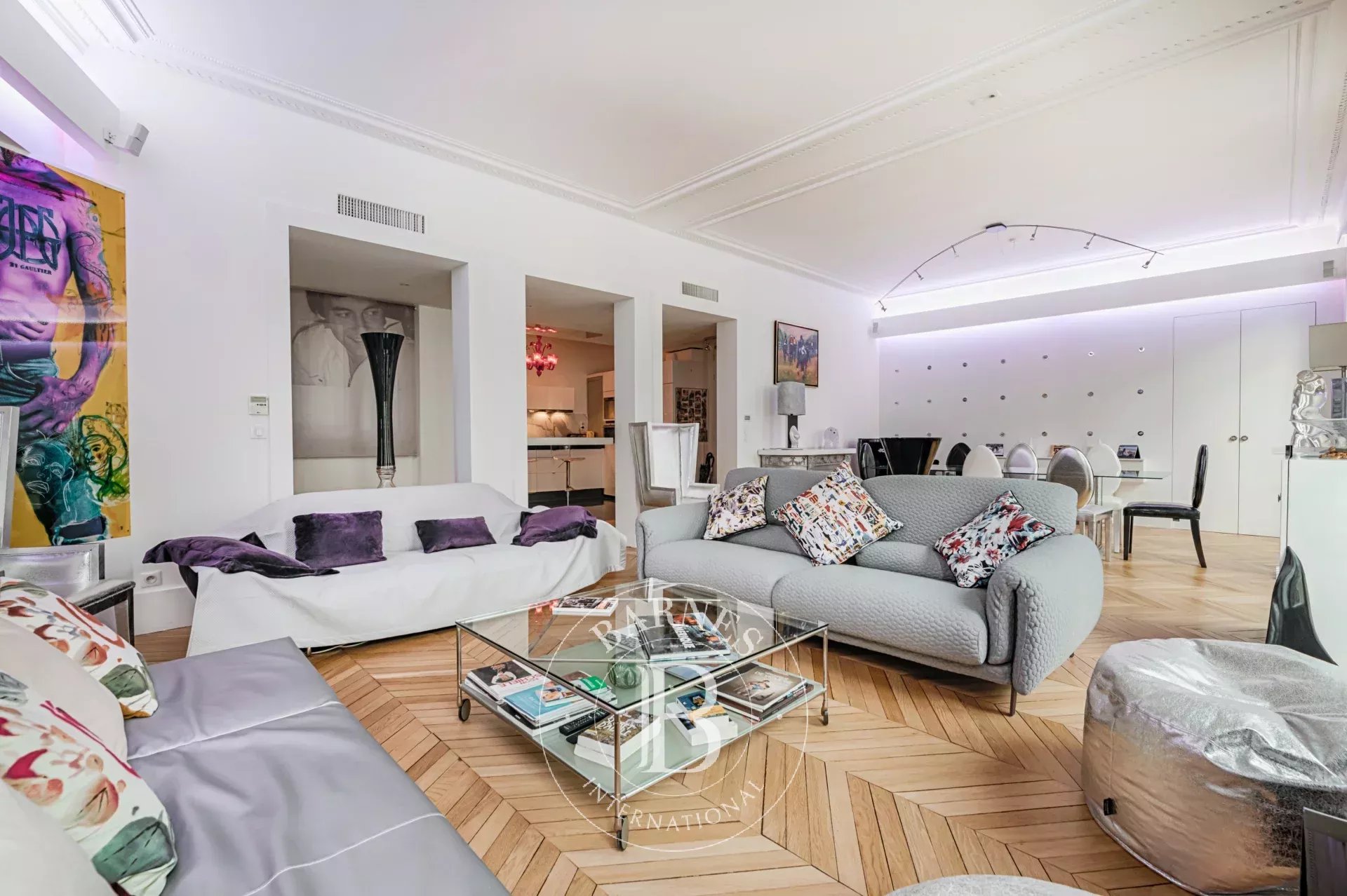 Daire Paris 4ème - picture 4