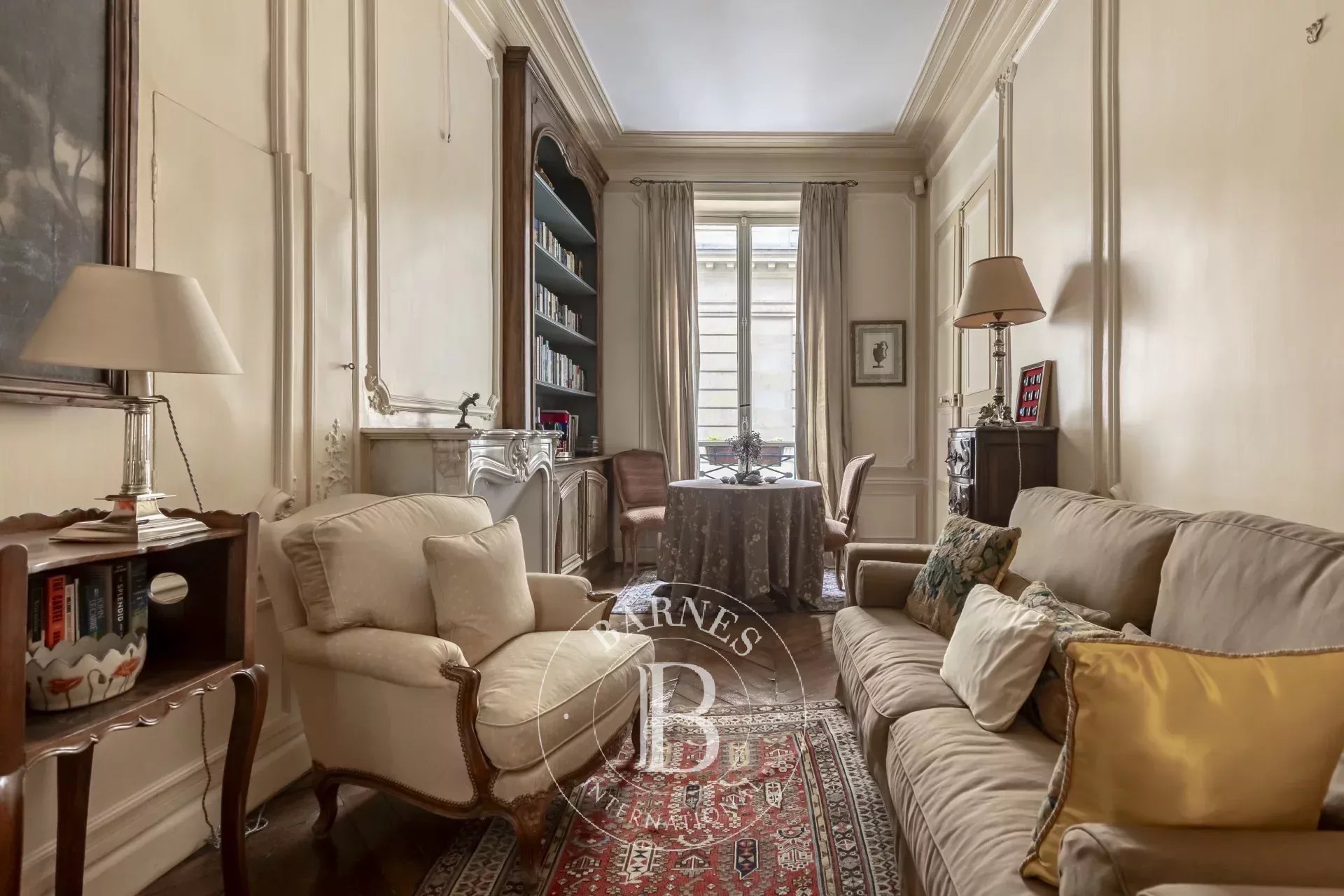 Daire Paris 8ème - picture 8