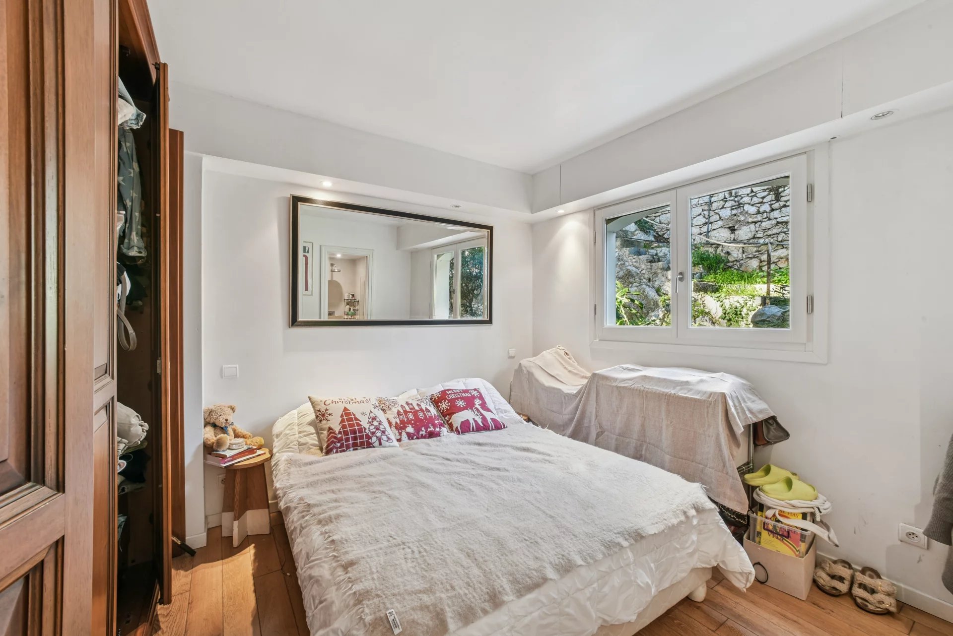 Dual apartment opportunity with open sea view, 41 m² of terraces, garage and parking