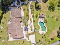 Close Valbonne : — photo 5 of 7