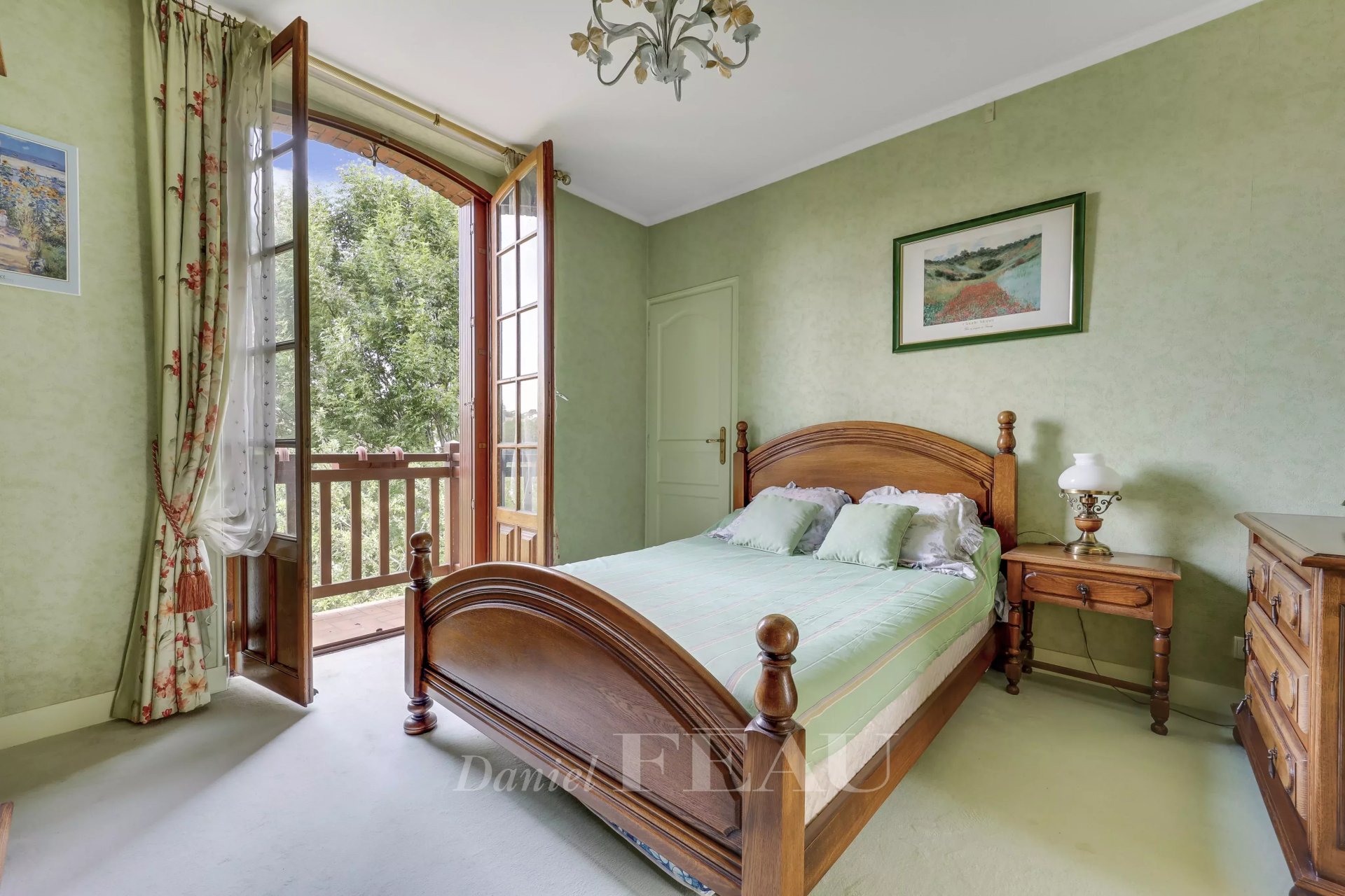 6 Bedroom Villa/Townhouse's Image 9