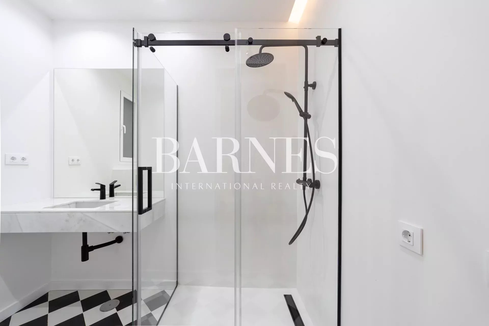 Daire Madrid - picture 24