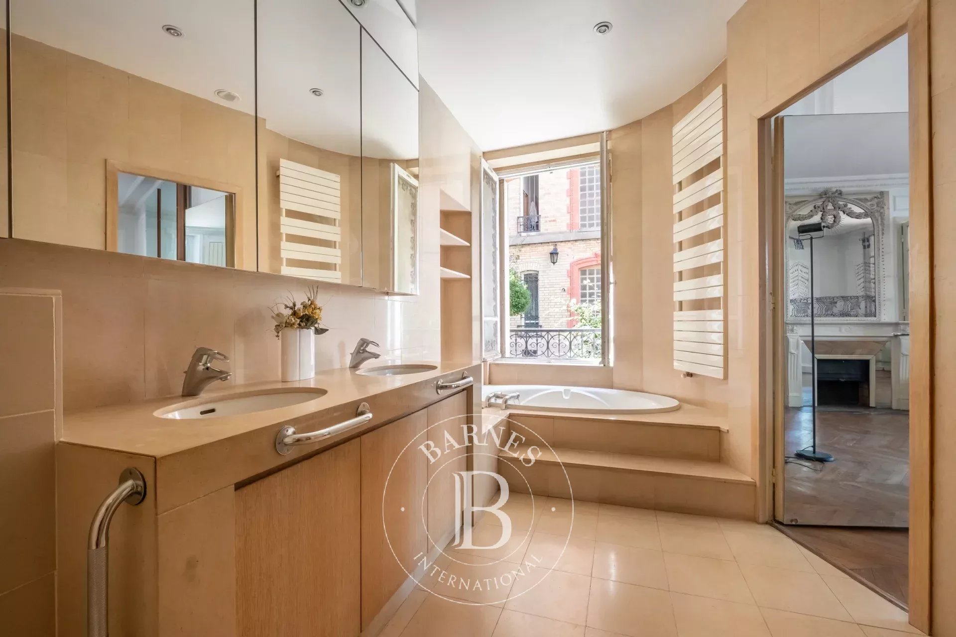 Daire Paris 7ème - picture 7