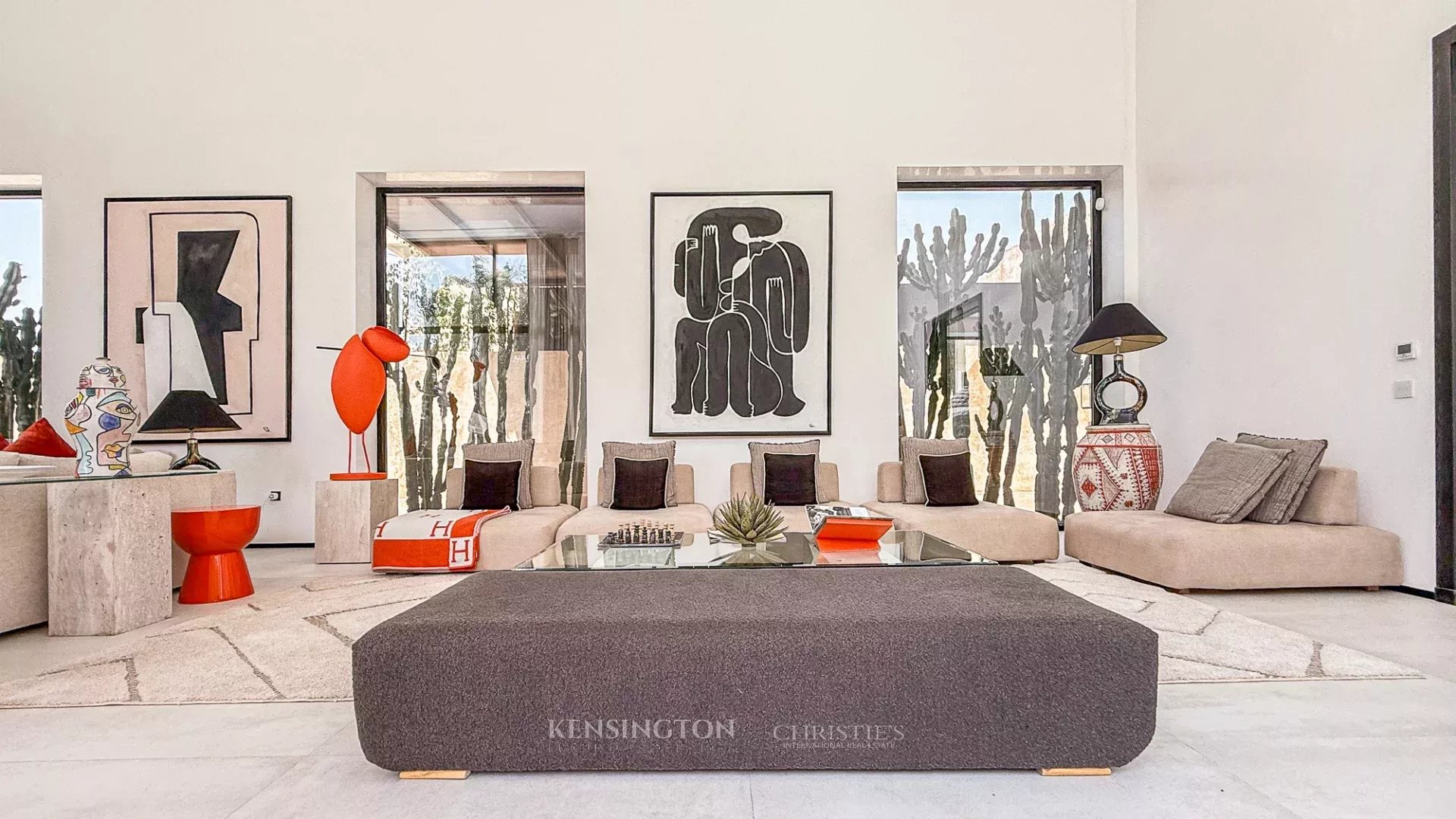 4 Bedroom Villa/Townhouse's Image 6